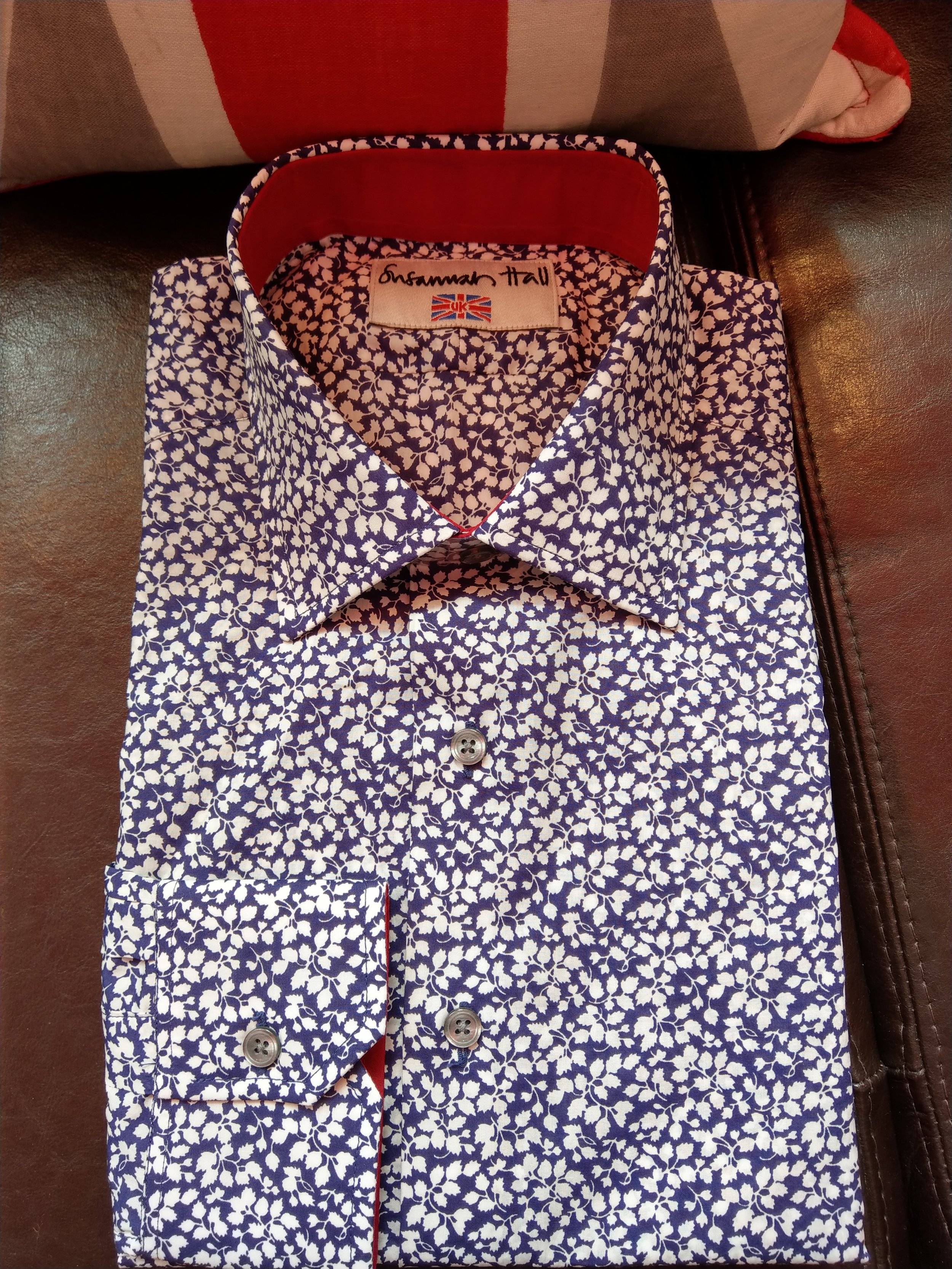 floral-bespoke-pattern-casual-shirt-detail-susannah-hall-tailors-made-uk-britain.jpg