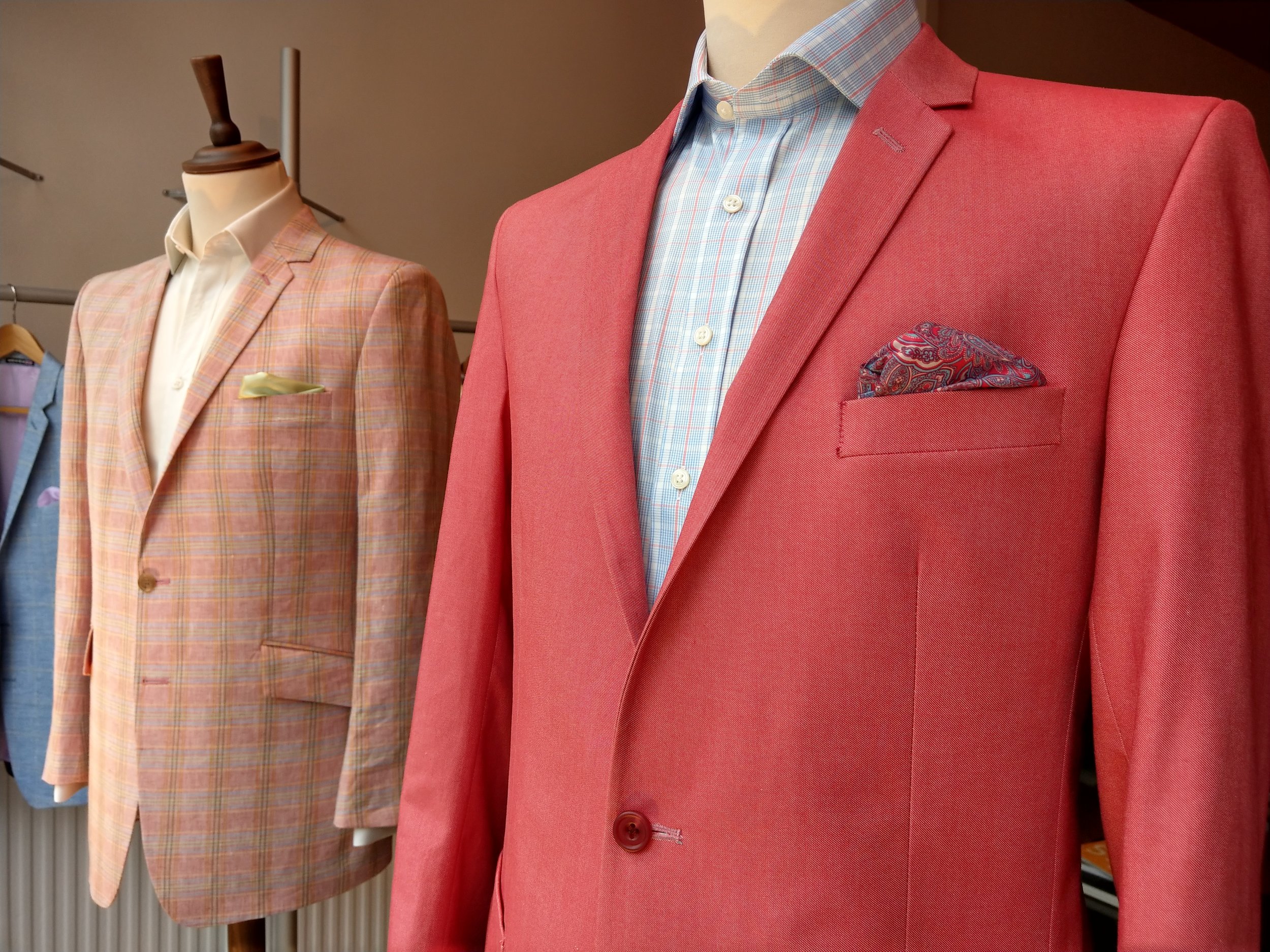 dormeuil-bateman-ogden-susannah-hall-silk-linen-jacket-bespoke-tailor-made-uk-britain.jpg