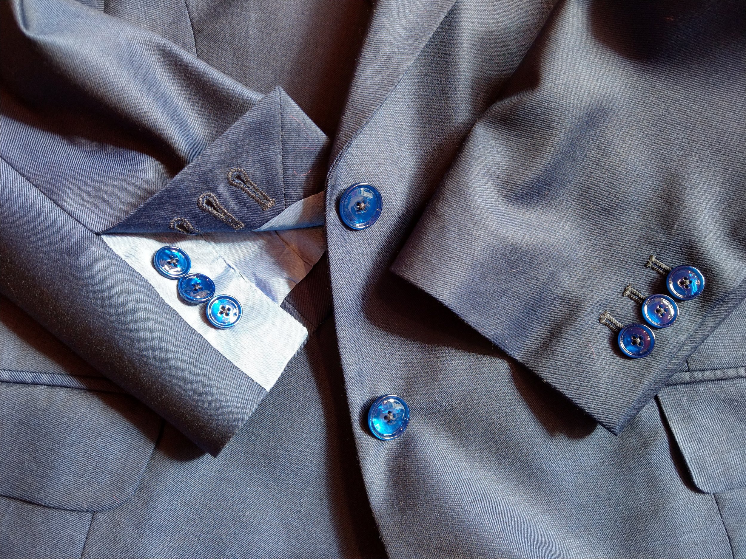 bright-blue-dormeuil-uk-susannah-hall-bespoke-tailor-mother-pearl-womens-suit.jpg