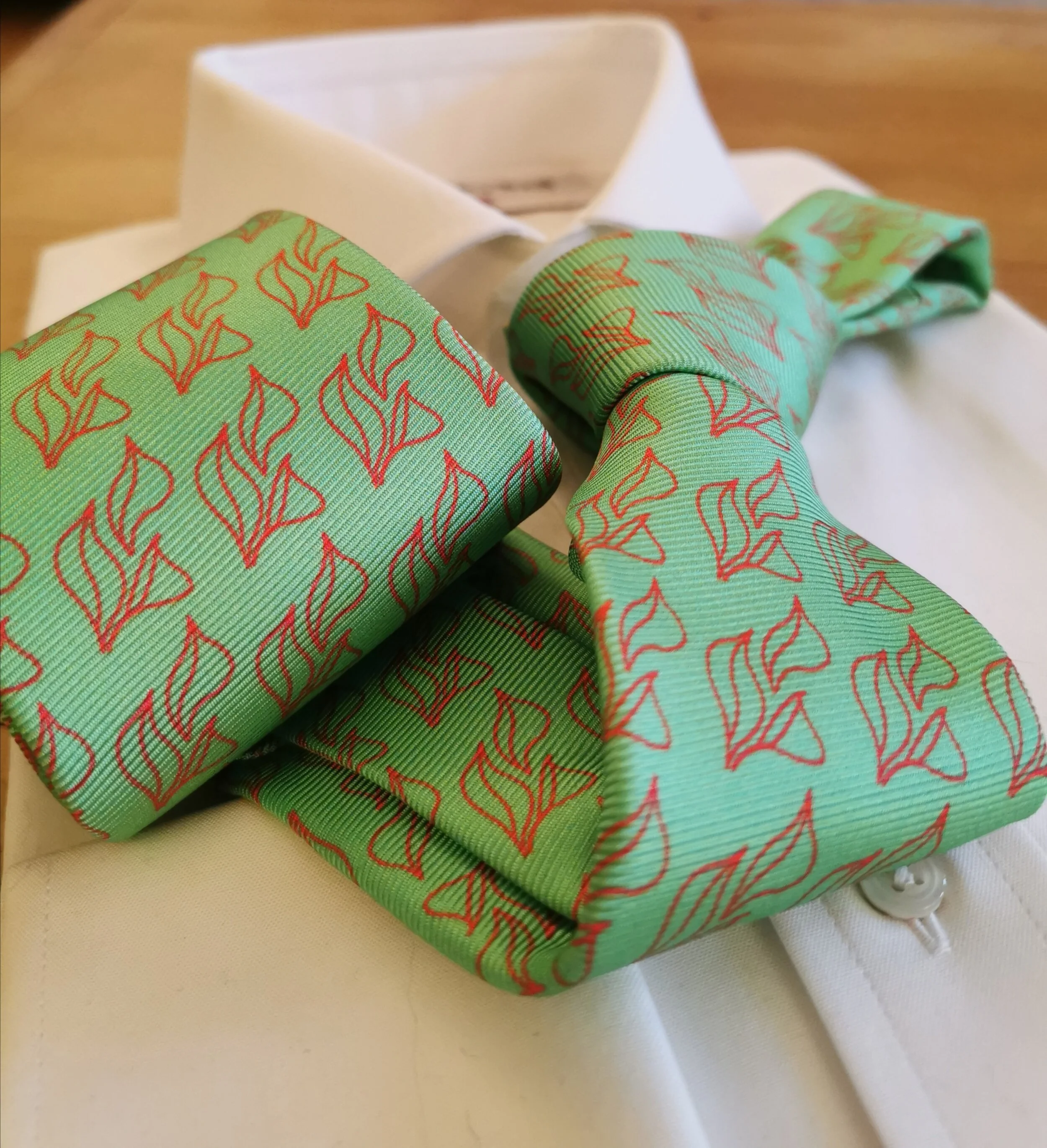 Summer green leaf.jpg