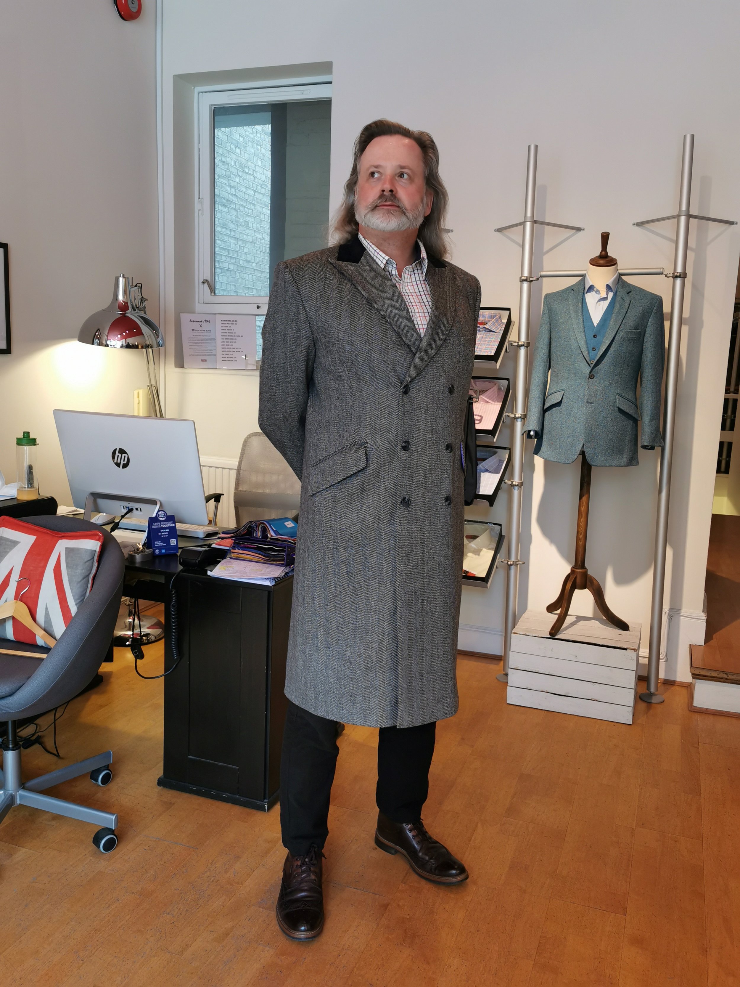 bespoke-coat-style-outfit-tailor-made-uk.jpg
