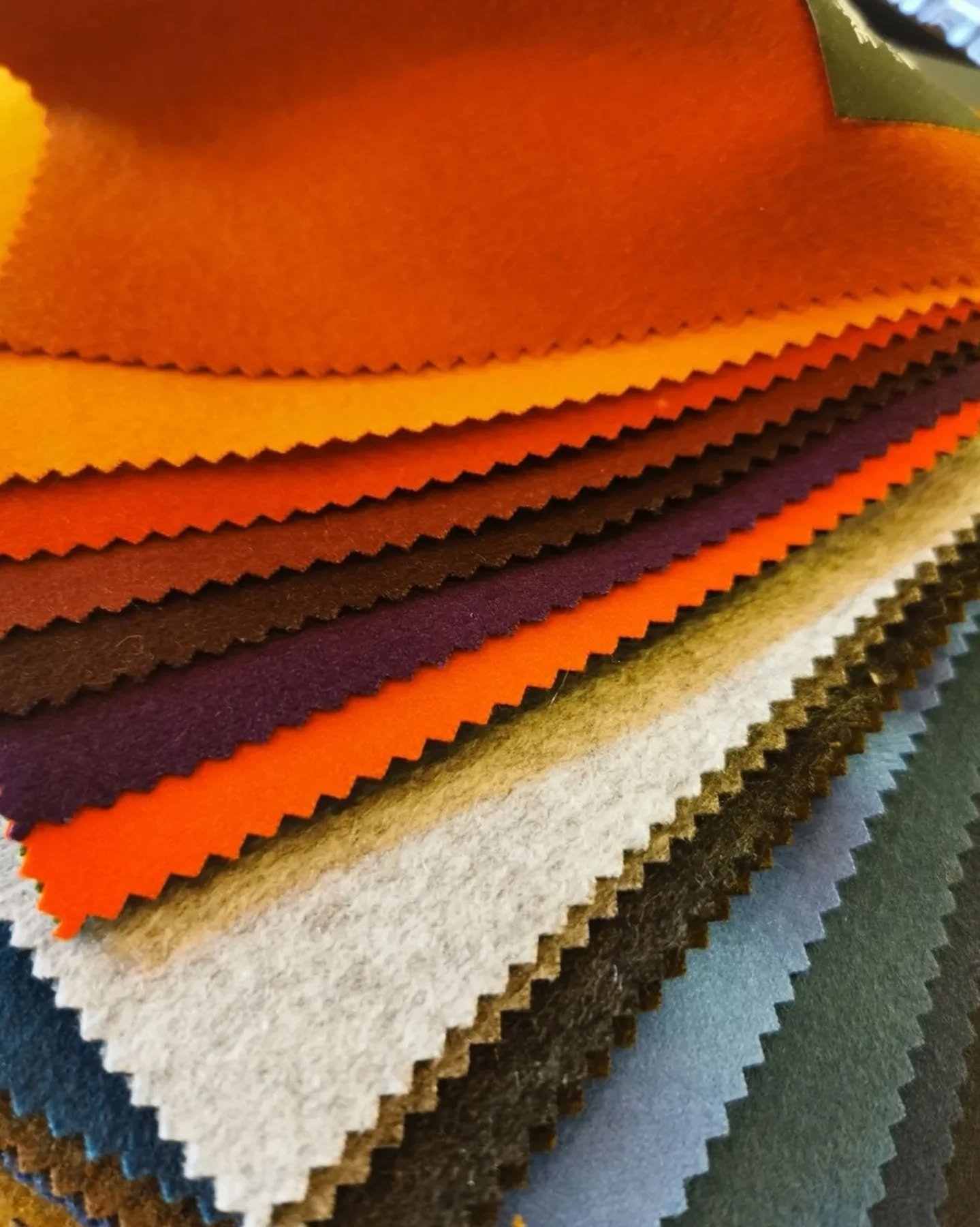 A piece of good wool to all men...and women!

Actually this is an amazing @dormeuil1842 buttery cashmere 🤤

#Bespoke #menswear #womenswear #Style #Design #clerkenwell #handmade #inspiration #tailoring #Britishmade #colourpop #lgbtqia #choice #qualit