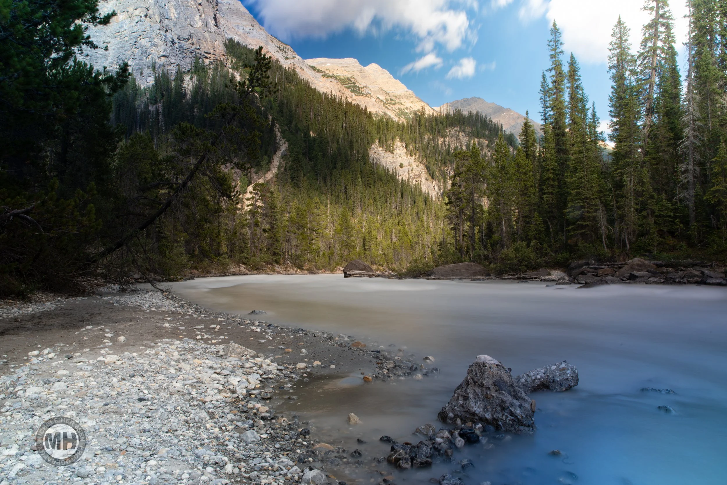 Takakkaw Falls YOHO.jpg