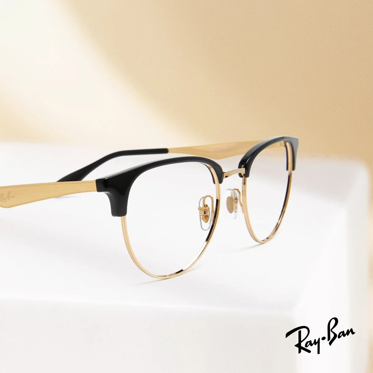 AB_Ad-collection_Lux-Ray-Ban_2023-Q4_1200x1200_V2.jpg