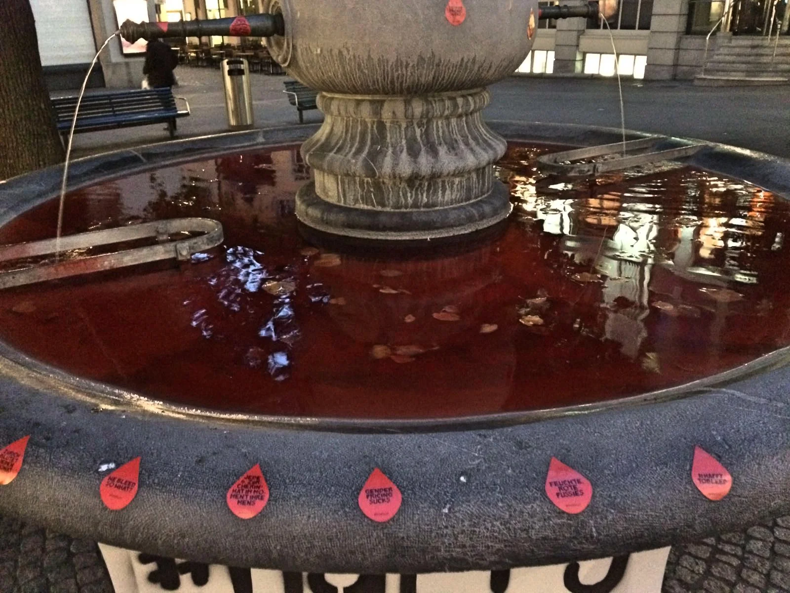 happtobleed-9-zürich.jpg