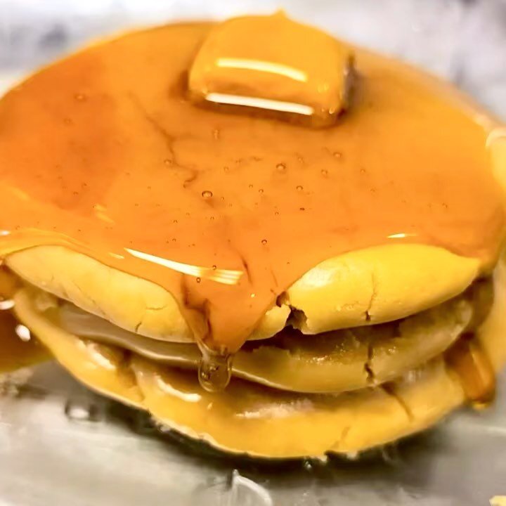 Happy 420!!
What are you dabbing today? How about some scrumptious Hashcakes and Terp syrup! Props to @sirdabsalot____710 for this amazing art and video. 🔥🔥 #breakfastofchampions #ddc #terps #dabbing #dabsfordays #420