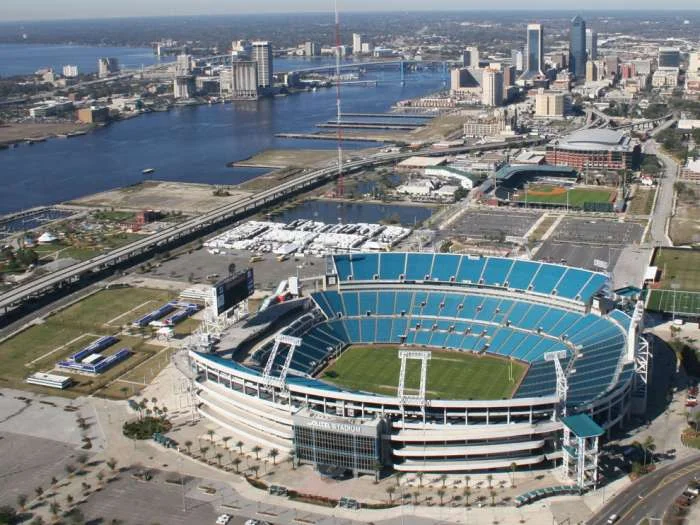 Alltell Stadium Jacksonville, Florida $122 million stadium Seats: 73,000-82,000 Suites: 96