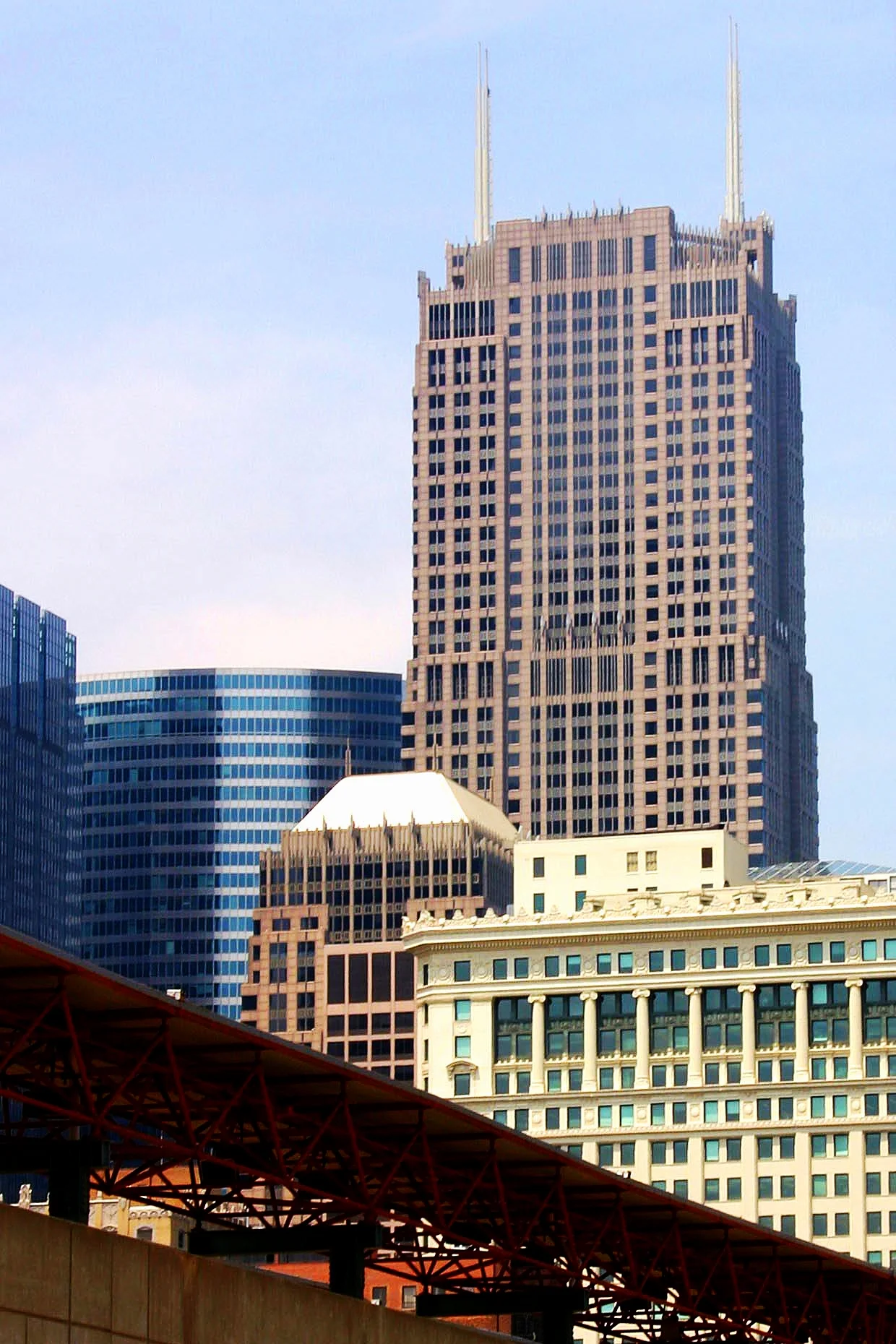 AT&T Corporate Center Chicago, Illinois $322 million 1.6 million square feet