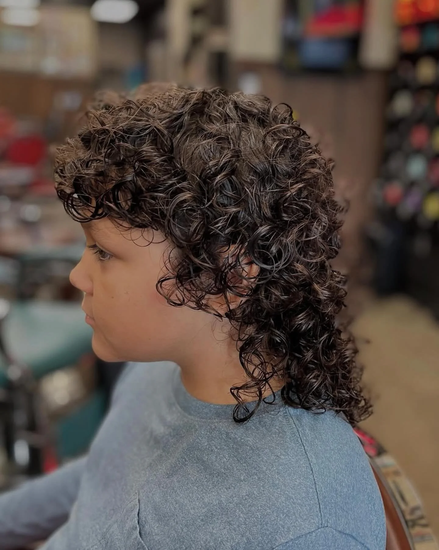 💈mullets come in all shapes and sizes💈 weather you are rocking out at the county fair or the hallways in your school⚡️⚡️ask your barber if it would work for you😉 definitely in the Valdosta area go see @hair_savvyy_  for all your hair goals🏆 #vald