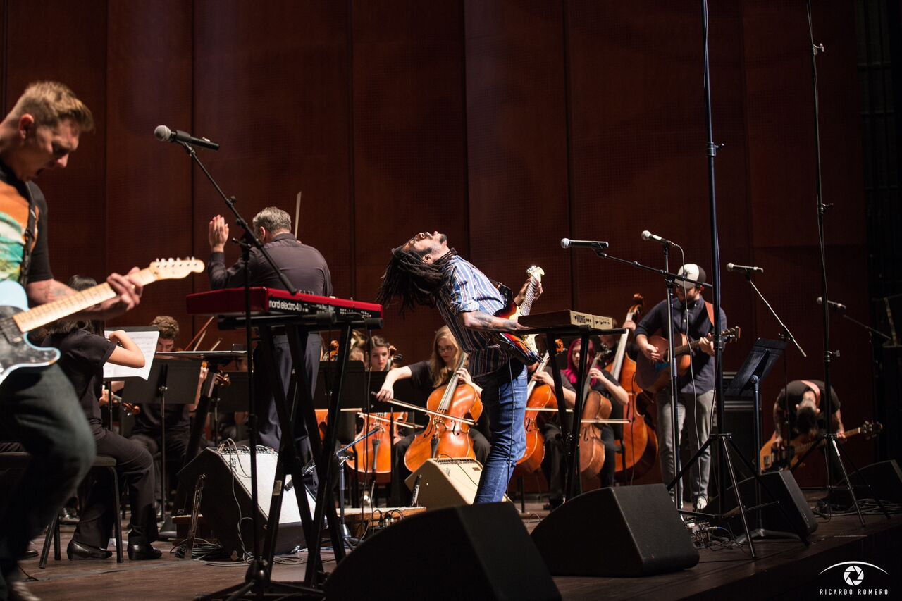 Lonely Horse at The Tobin Center performing Paranoid Android with YOSA. photo by Ricardo Romero.