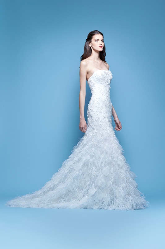 JOSILYN $14,990 50% OFF, NOW $7,495 SIZE 8