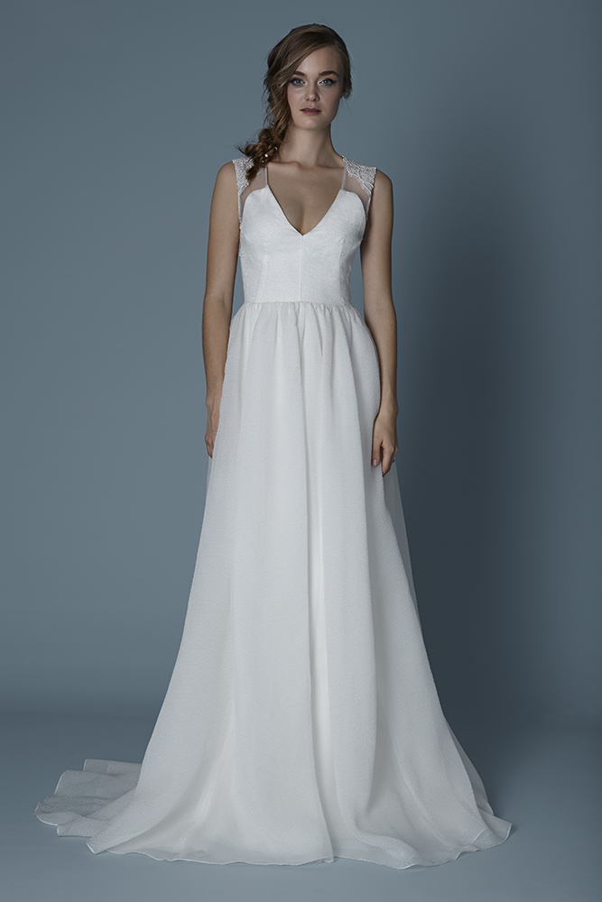 THE ARCHWAY $6,625 70% OFF, NOW $1,987.50 SIZE 10
