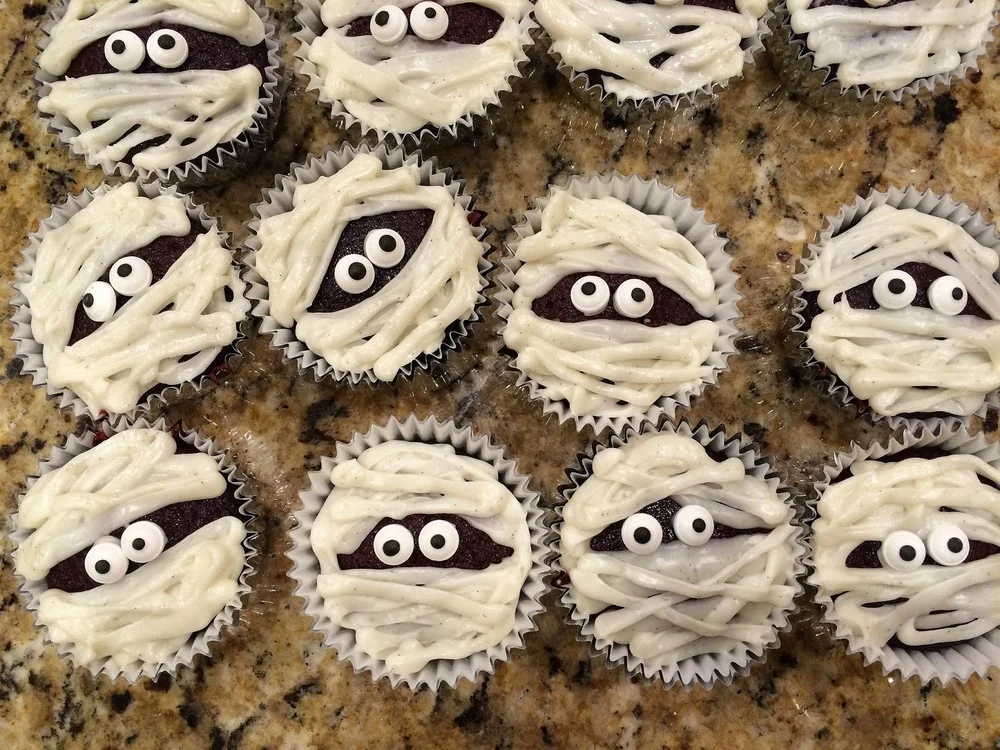 CHAI LATTE FRANKENSTEINS AND RED VELVET MUMMIES