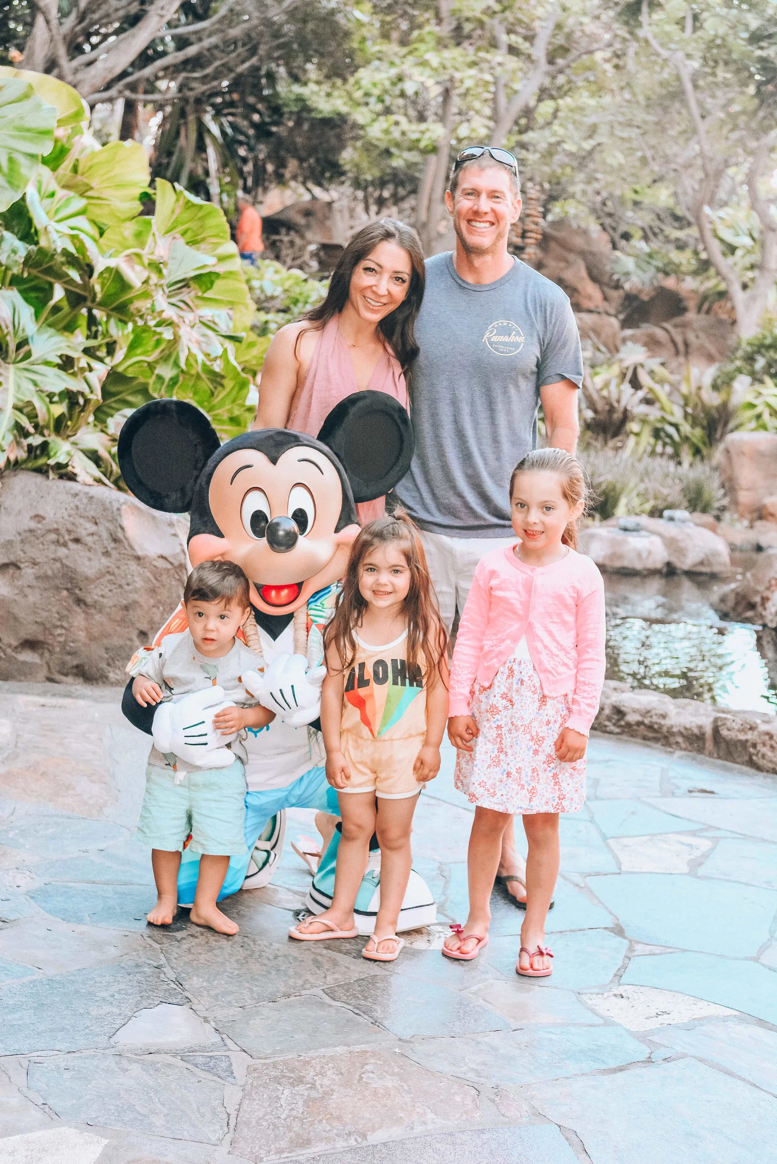 Meeting Mickey at the character breakfast at Disney Aulani Resort