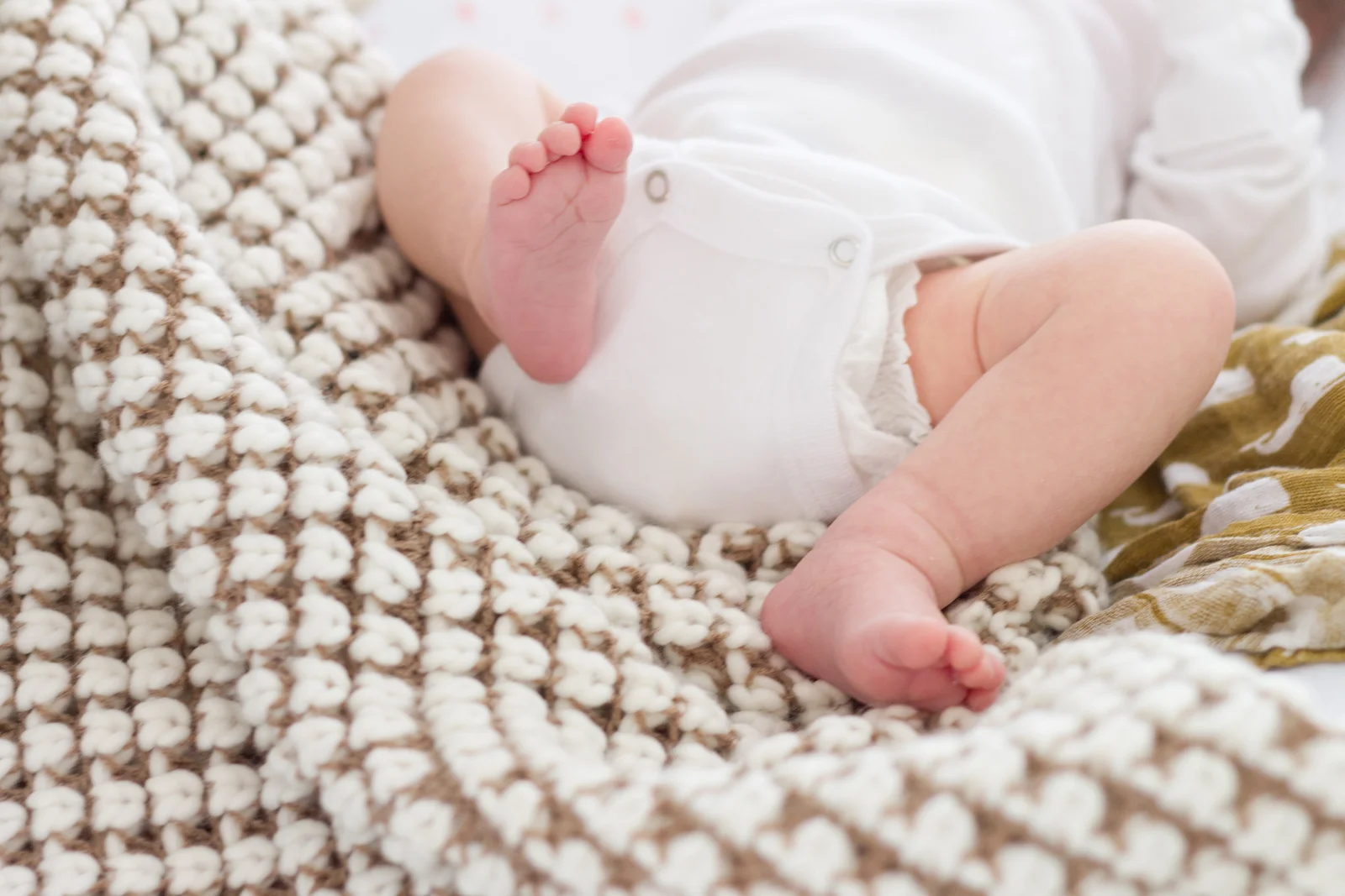 ella_newborn-172.jpg