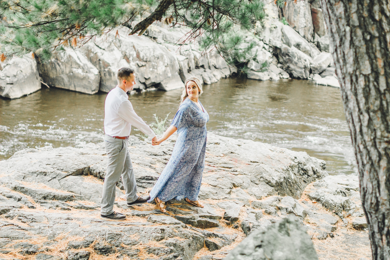 Morning Light Photography: Amanda & Nick's Taylor's Falls Engagement