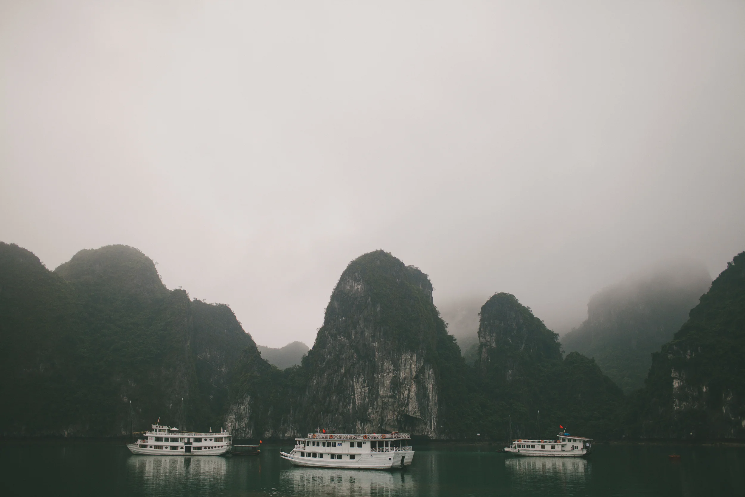 Let's Explore // Vietnam