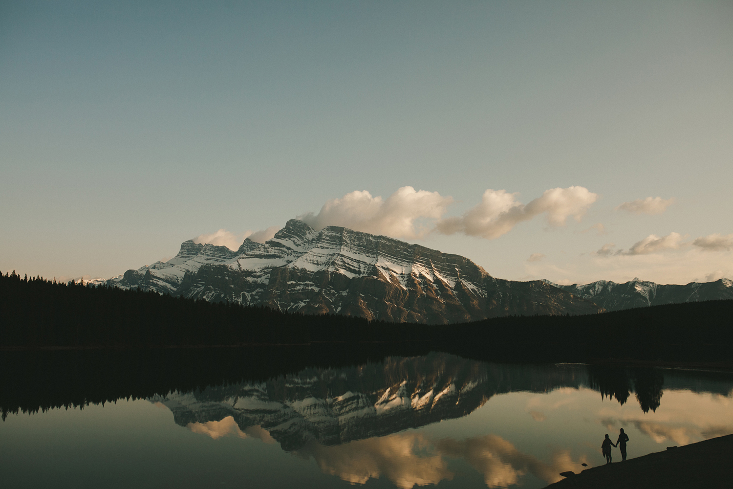 026-banff-engagement-photos.jpg