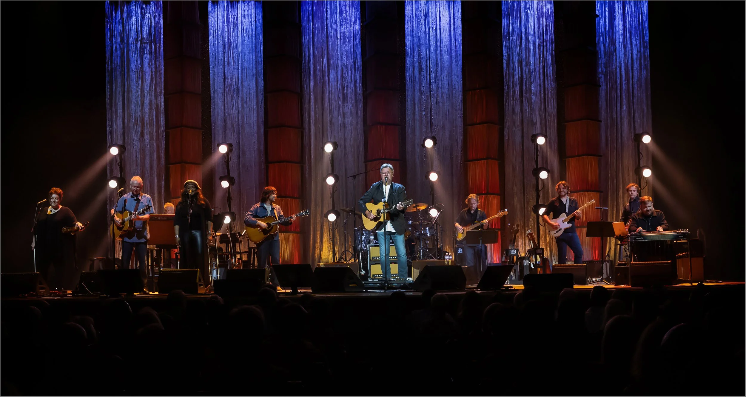 Vince Gill Ryman Aug 3 2024 JE7A1751.jpg