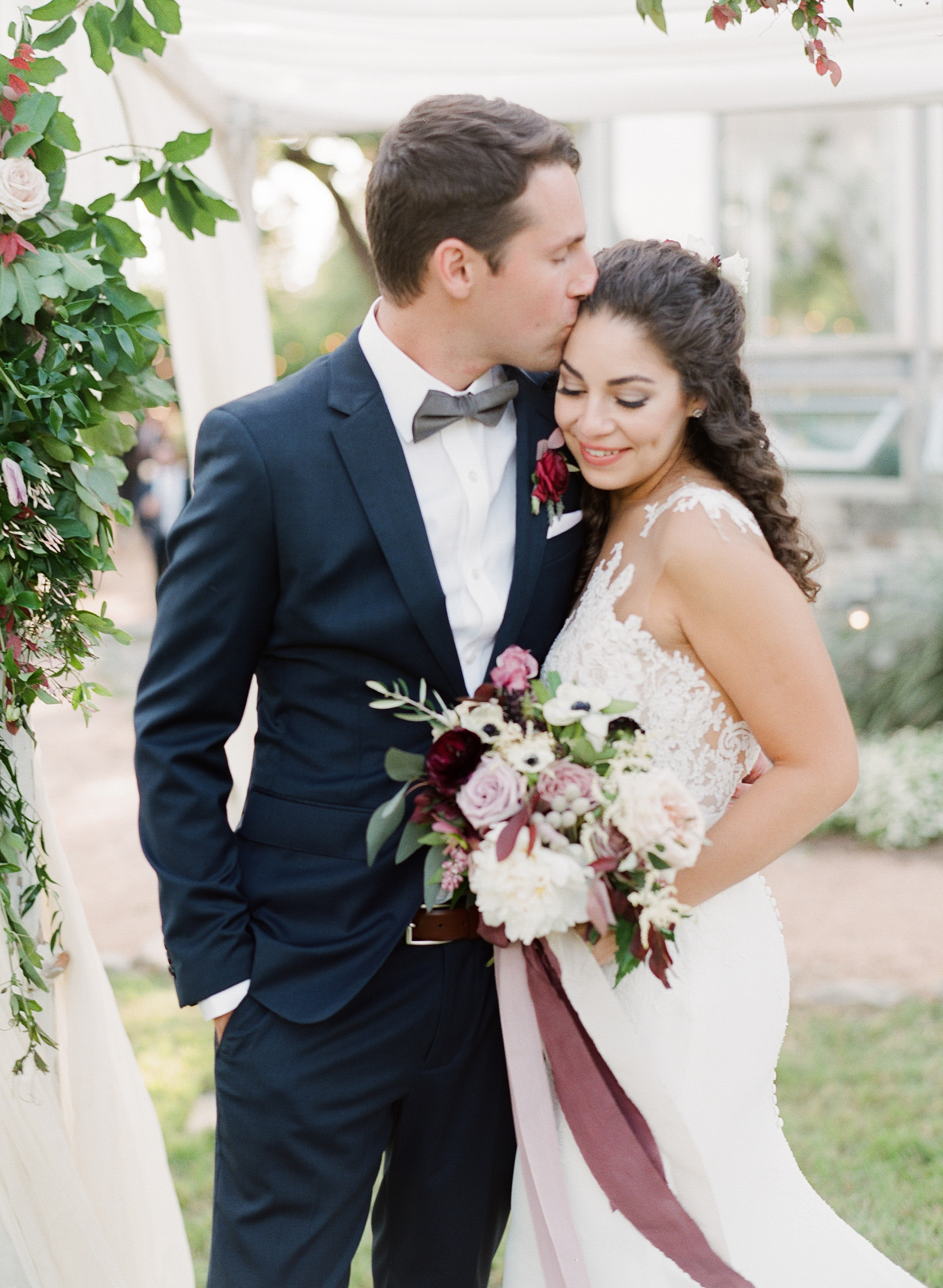 sophieeptonphotographsarahjonathanWED-589.jpg