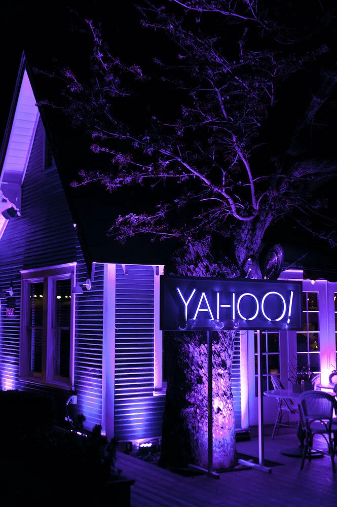 Yahoo SXSW Custom signage installation