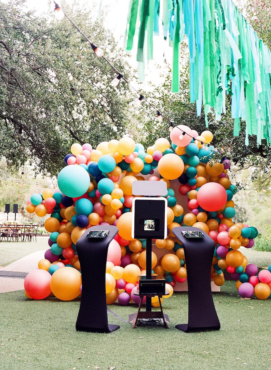 Balloon art photo booth backdrop for Chandon F1