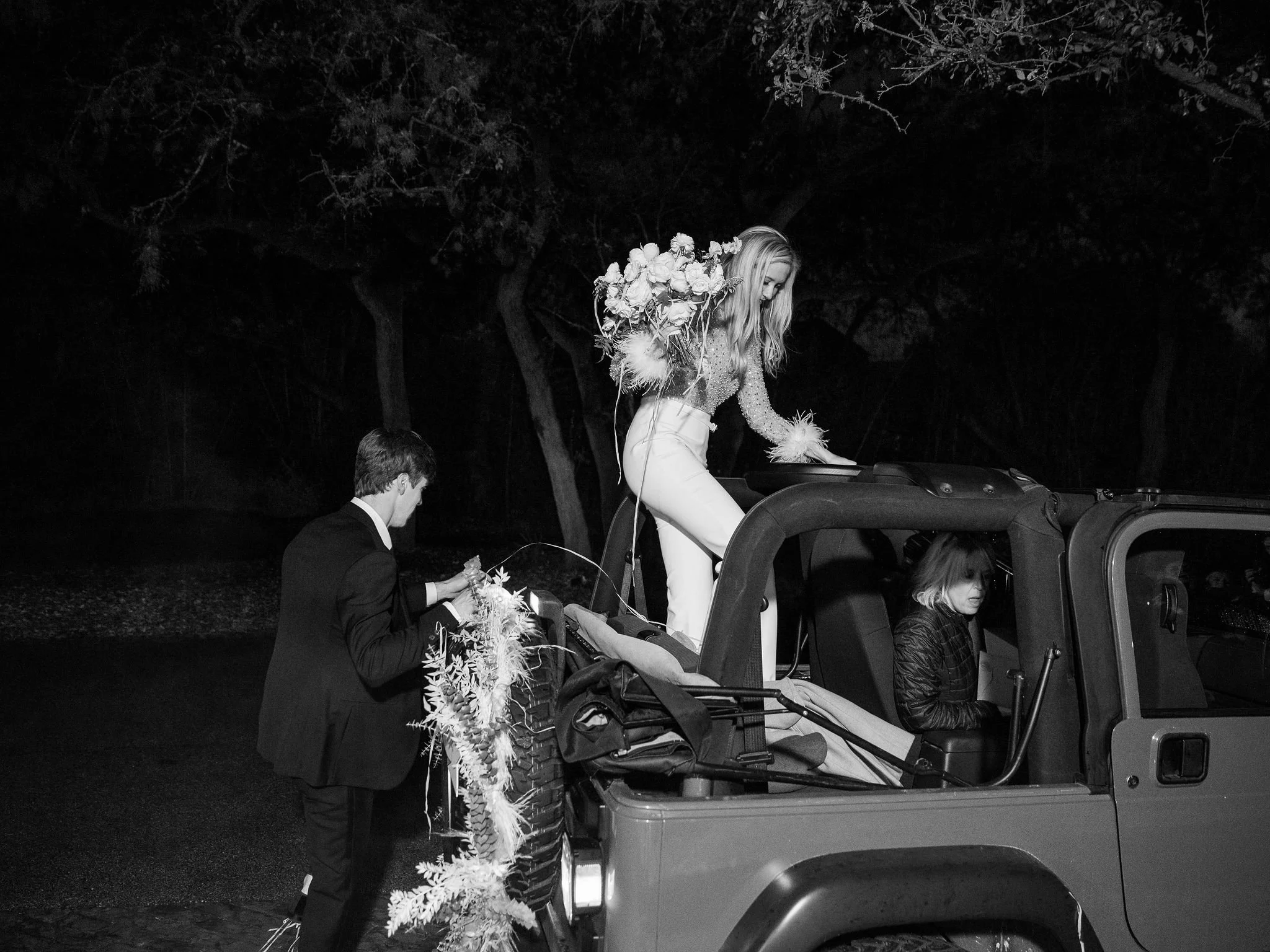 AliandBrady_Matties_Austin_Winter_Wedding00.jpg