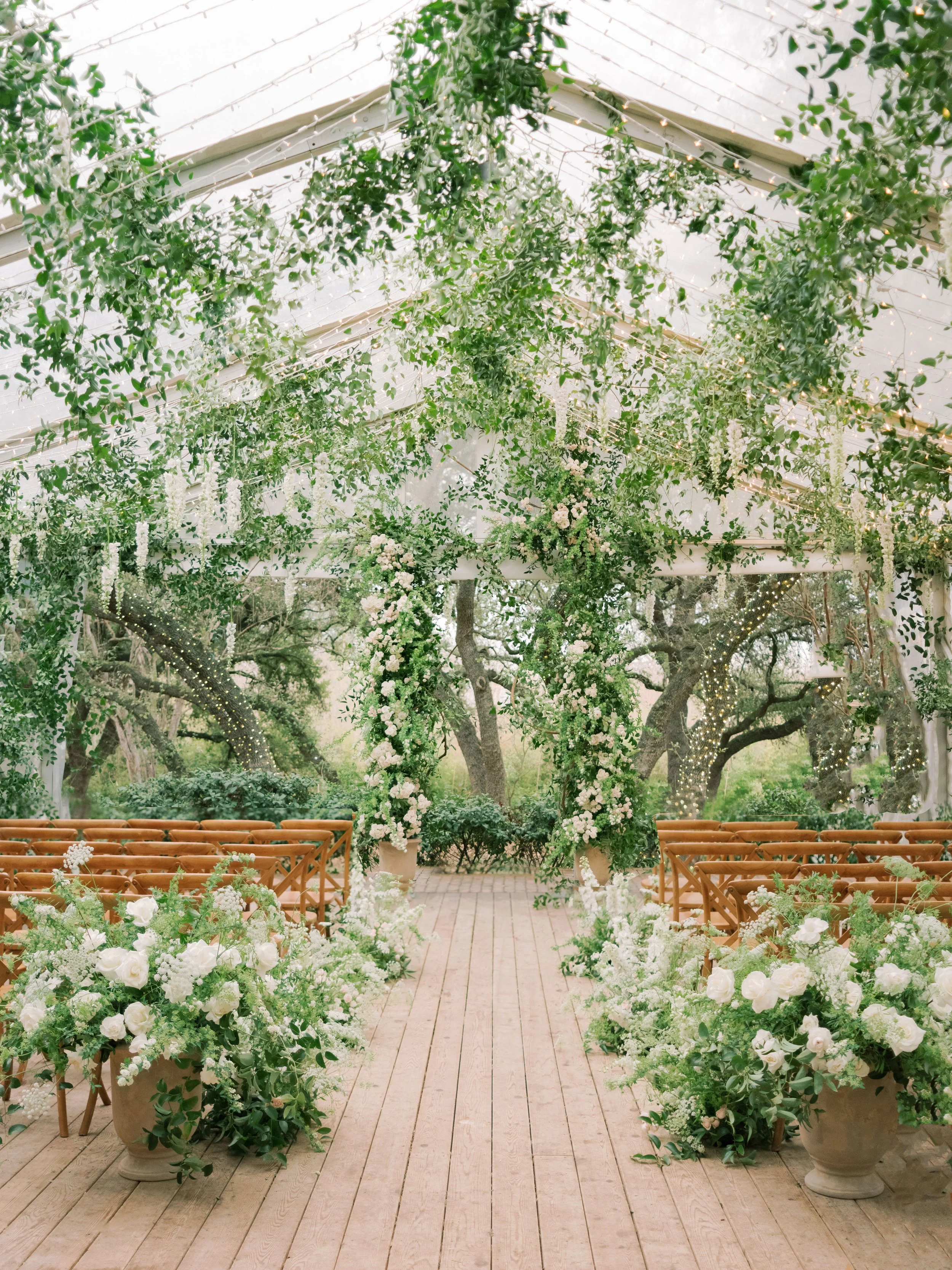 AliandBrady_Matties_Austin_Winter_Wedding36.jpg