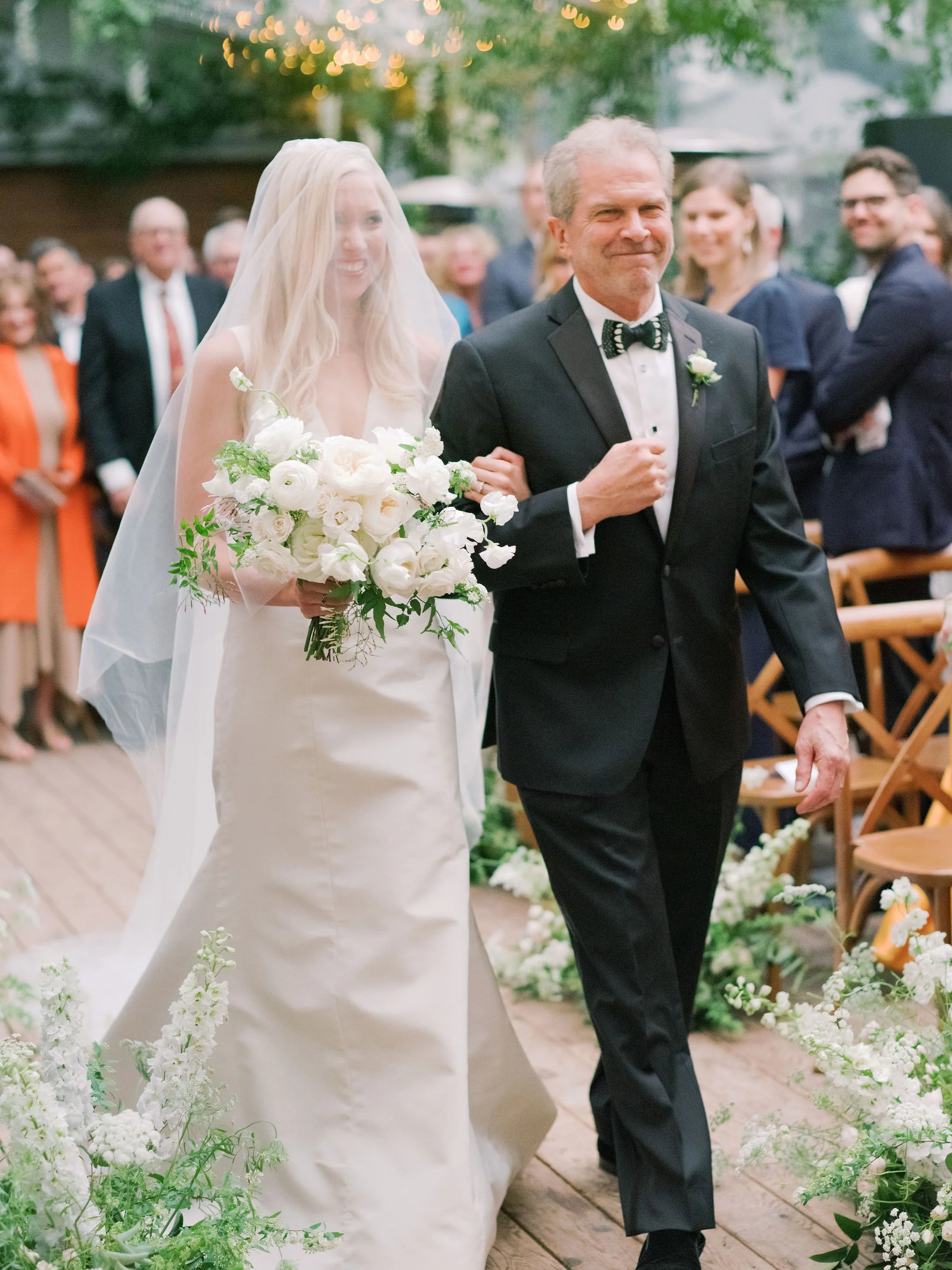 AliandBrady_Matties_Austin_Winter_Wedding46.jpg