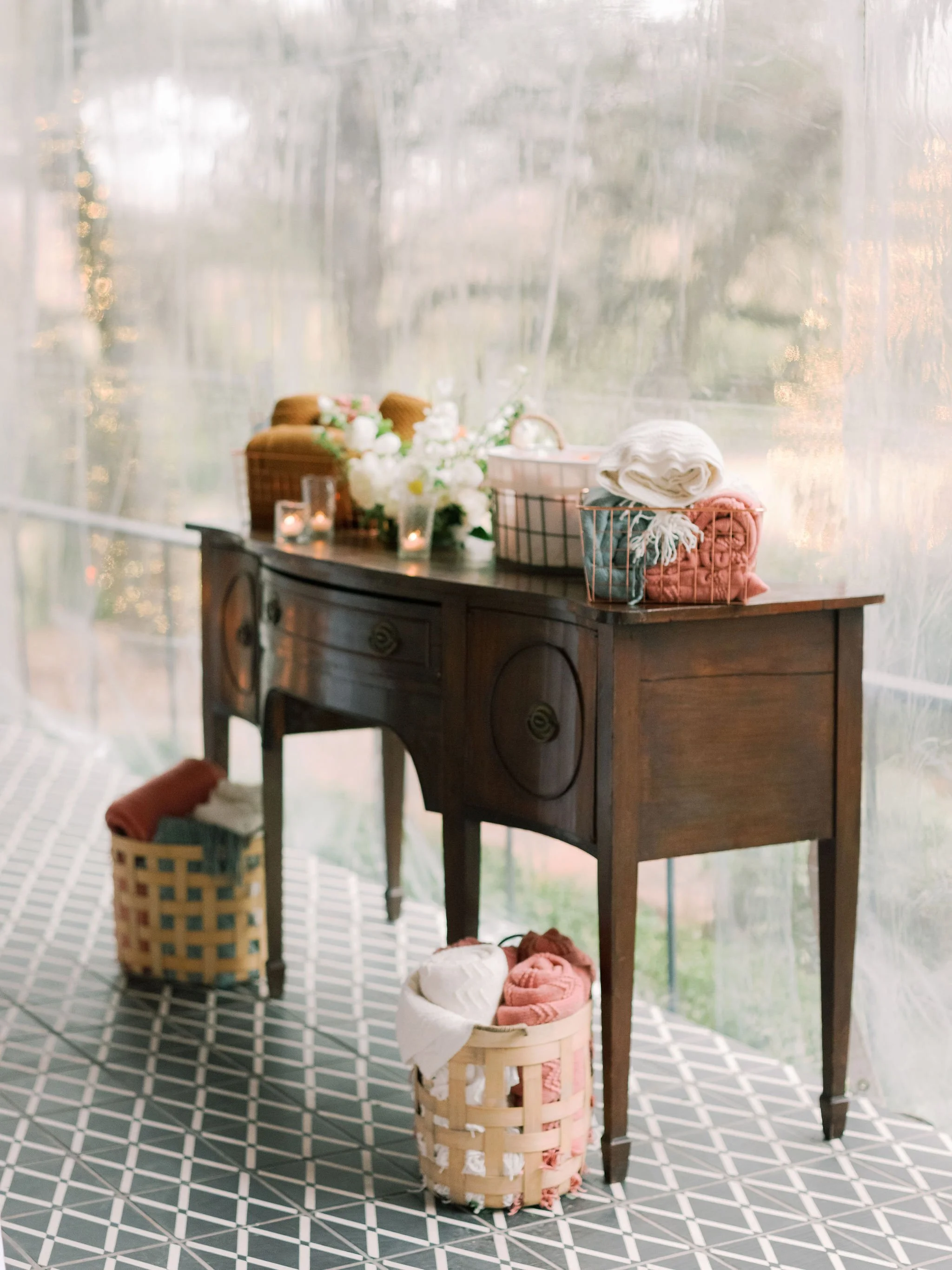 AliandBrady_Matties_Austin_Winter_Wedding64.jpg