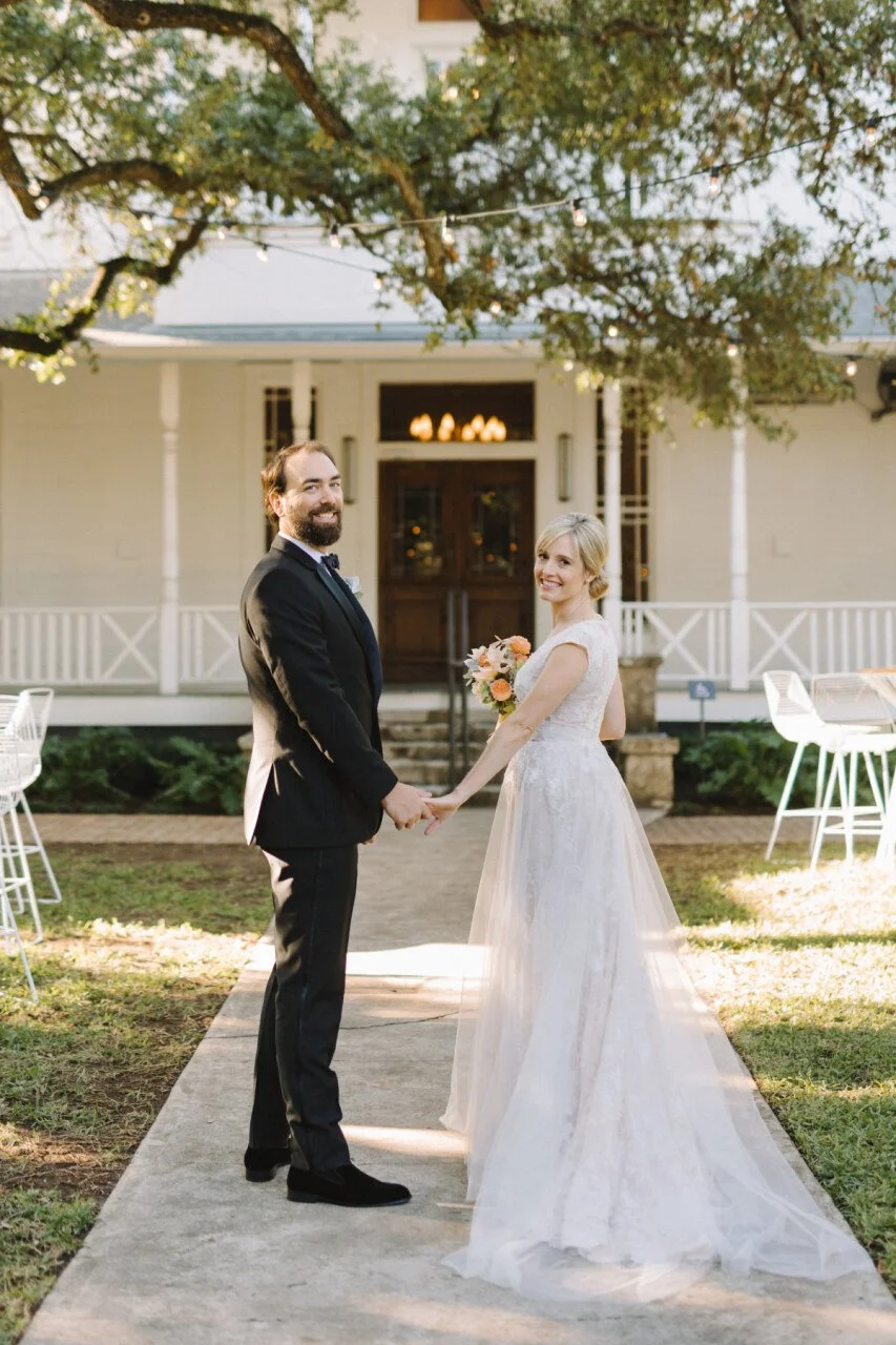ElizabethandLucas_Matties_Austin_Fall_Wedding04.jpg