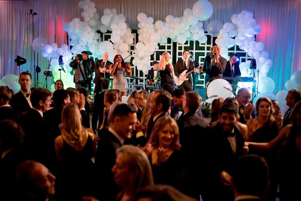 JessicaandKeganFourSeasons_Austin_NYE_Wedding25.jpg