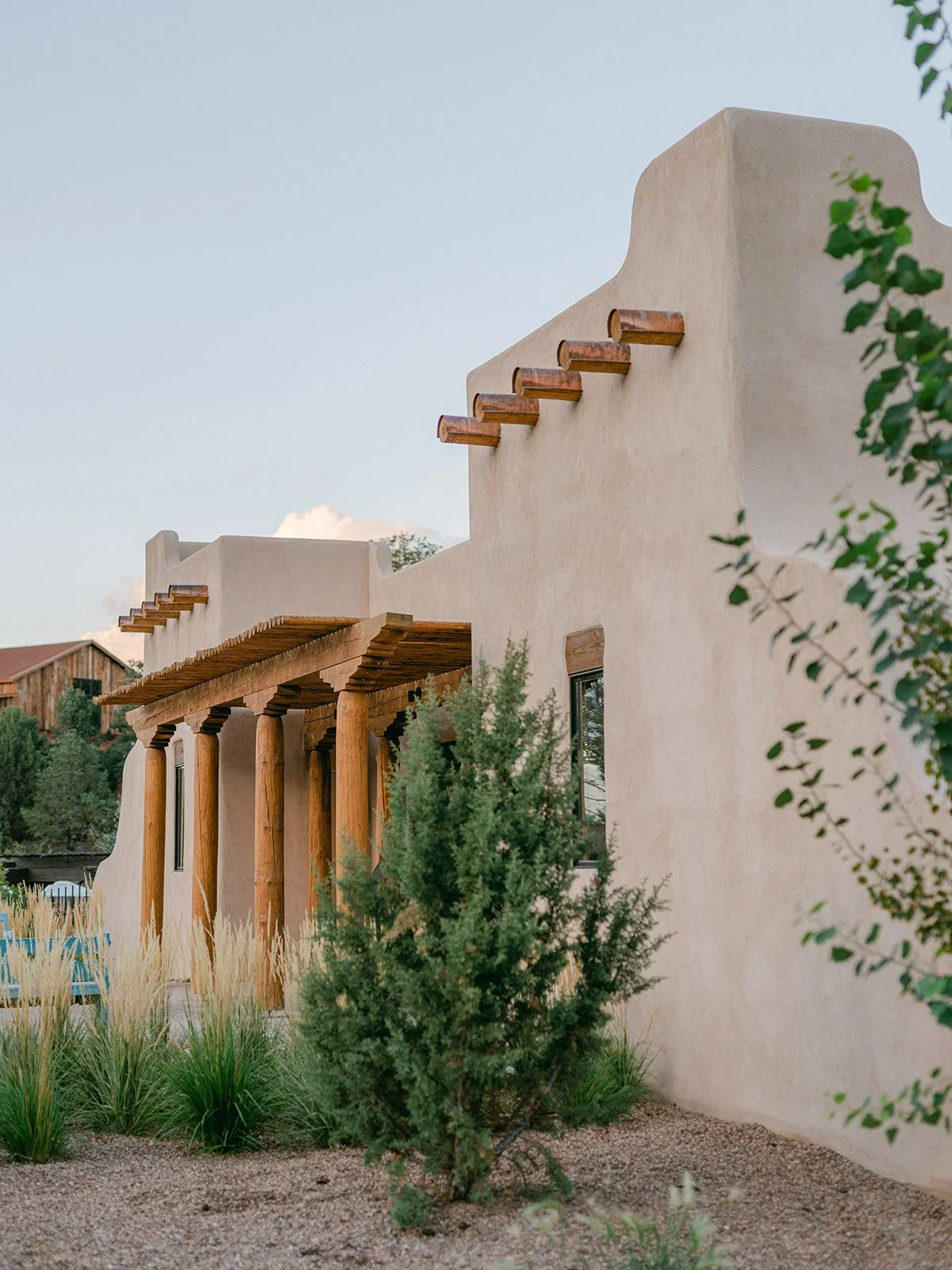 JuliaandMosesSantaFe_BishopsLodge_Fall_Wedding_Sunset61.jpg
