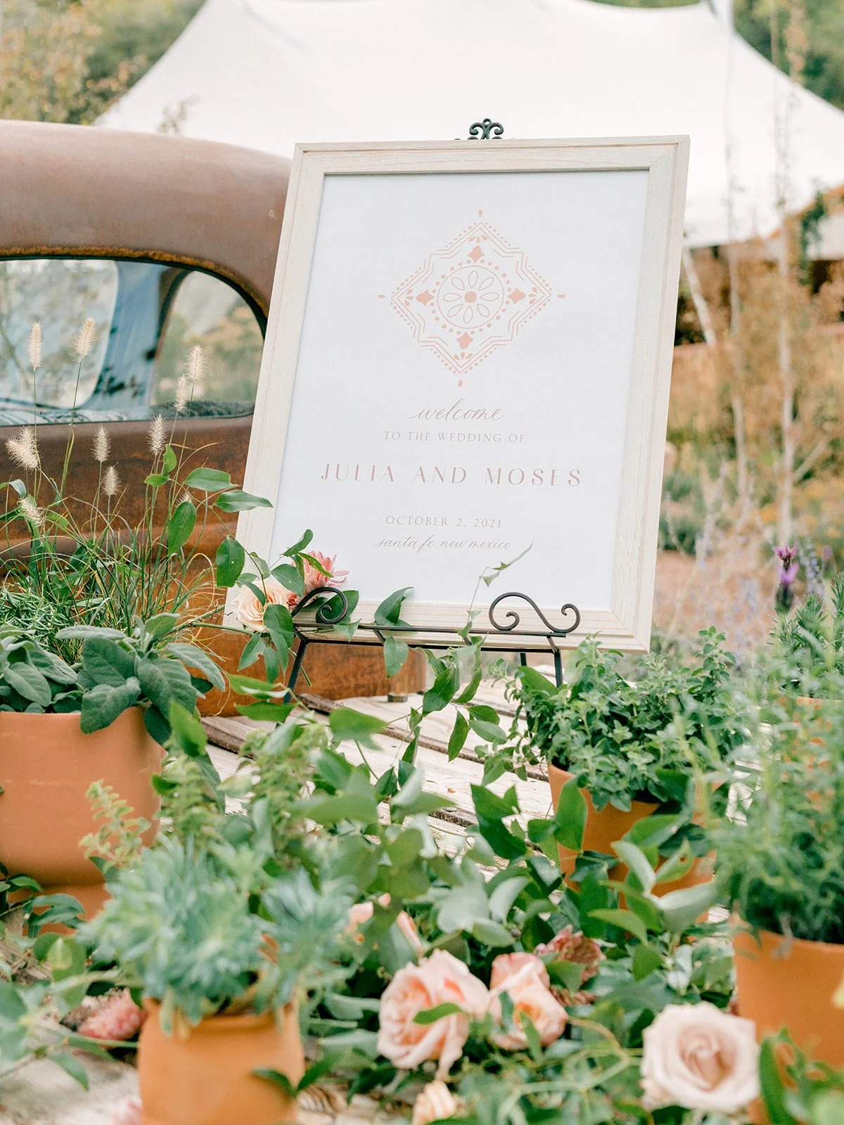 JuliaandMosesSantaFe_BishopsLodge_Fall_Wedding_Sunset64.jpg