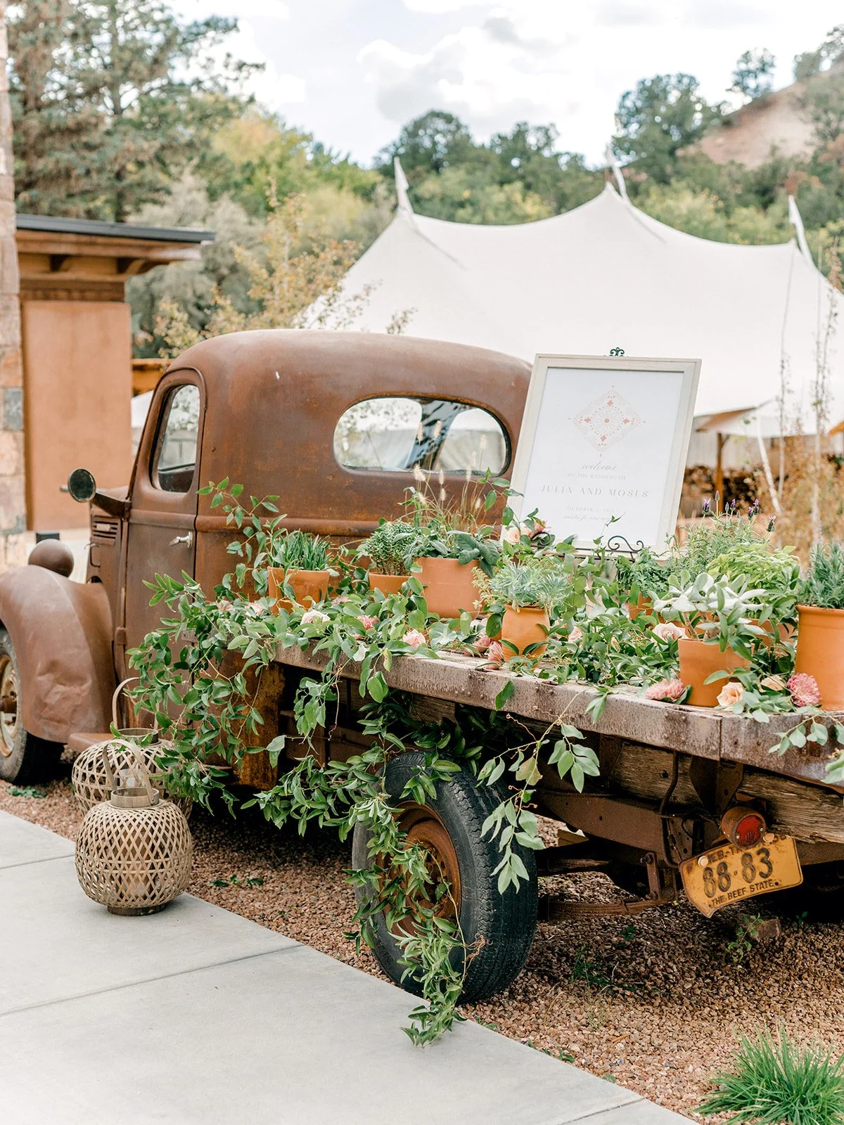 JuliaandMosesSantaFe_BishopsLodge_Fall_Wedding_Sunset65.jpg