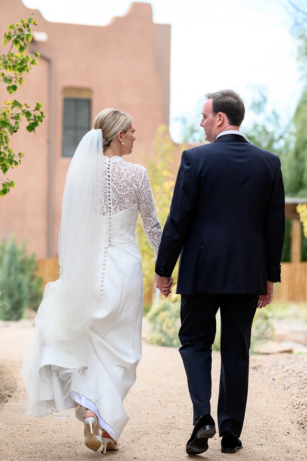 KateandJackSantaFe_BishopsLodge_Fall_Wedding_Romantic_Traditional89.jpg