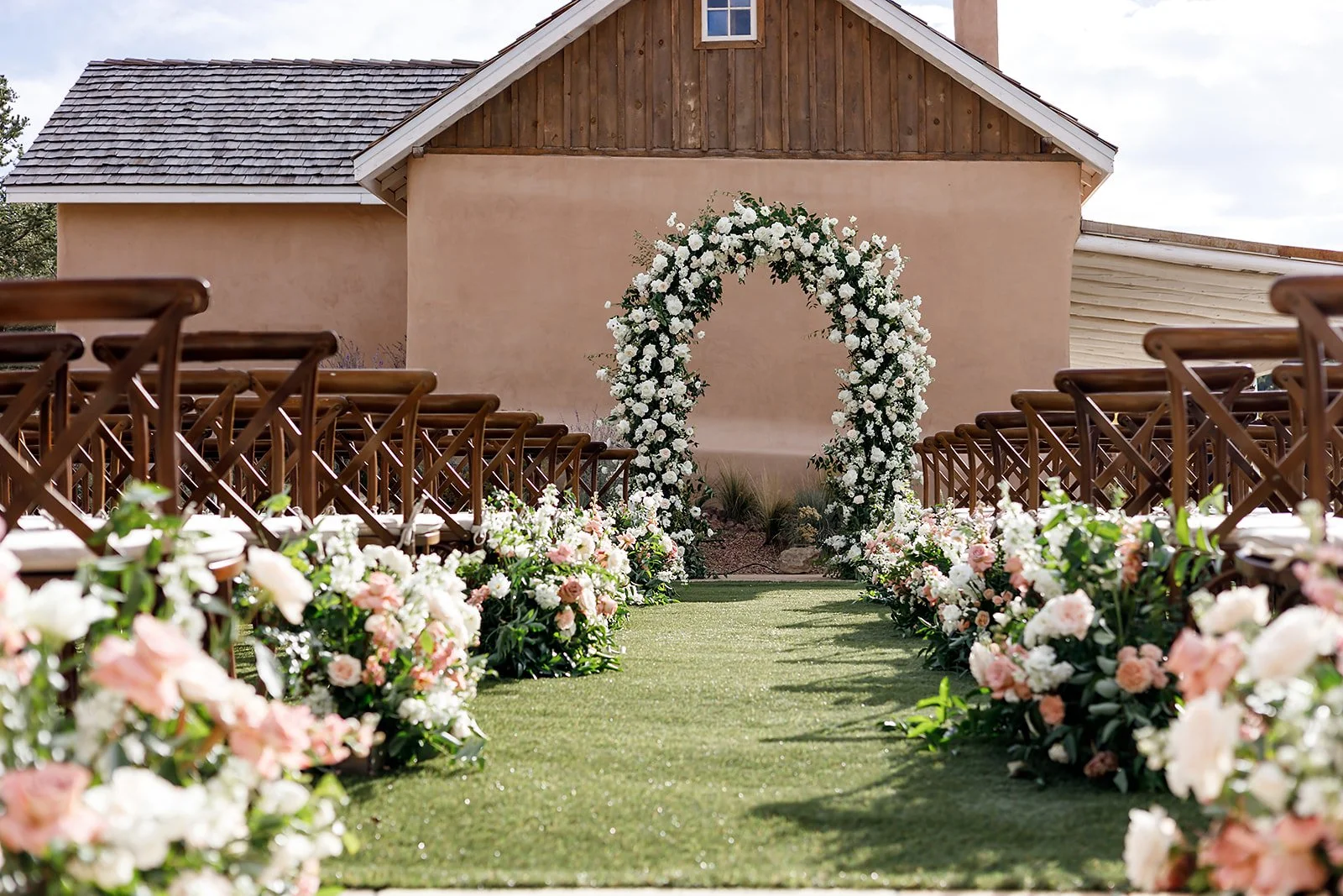 KateandJackSantaFe_BishopsLodge_Fall_Wedding_Romantic_Traditional92.jpg