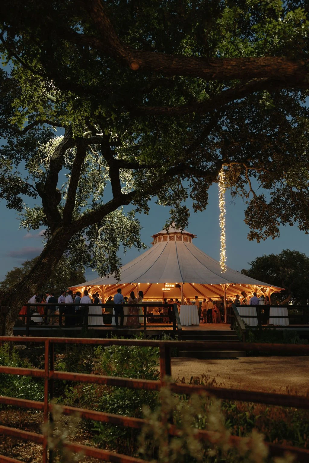 SarahandKevinAustin_Texas_Ranch_Wedding_Spring18.jpg