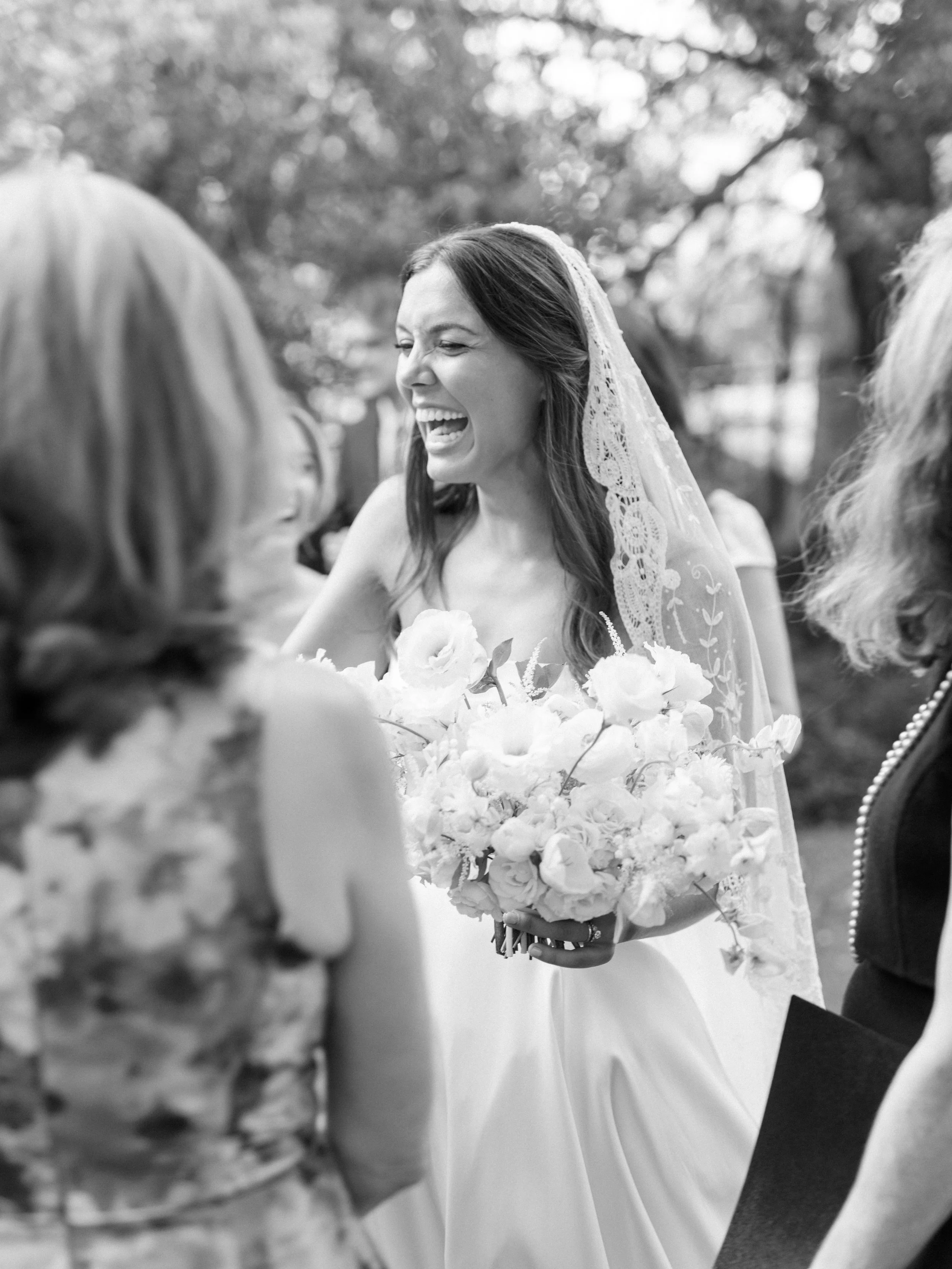 SandAAustin_Texas_PrivateEstate_Spring_Wedding_ItalianVilla33.jpg