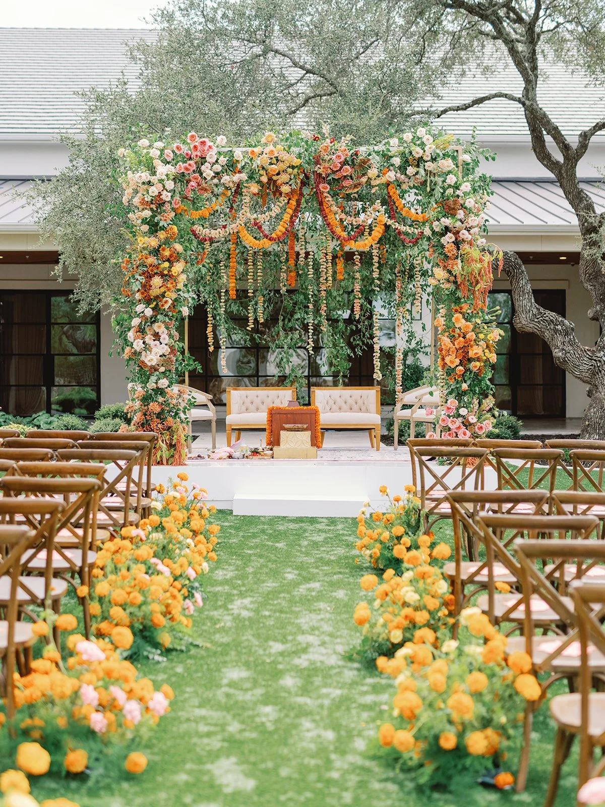 TrishlaandVP_Austin_Texas_IndianFusion_Wedding_Arlo56.jpg