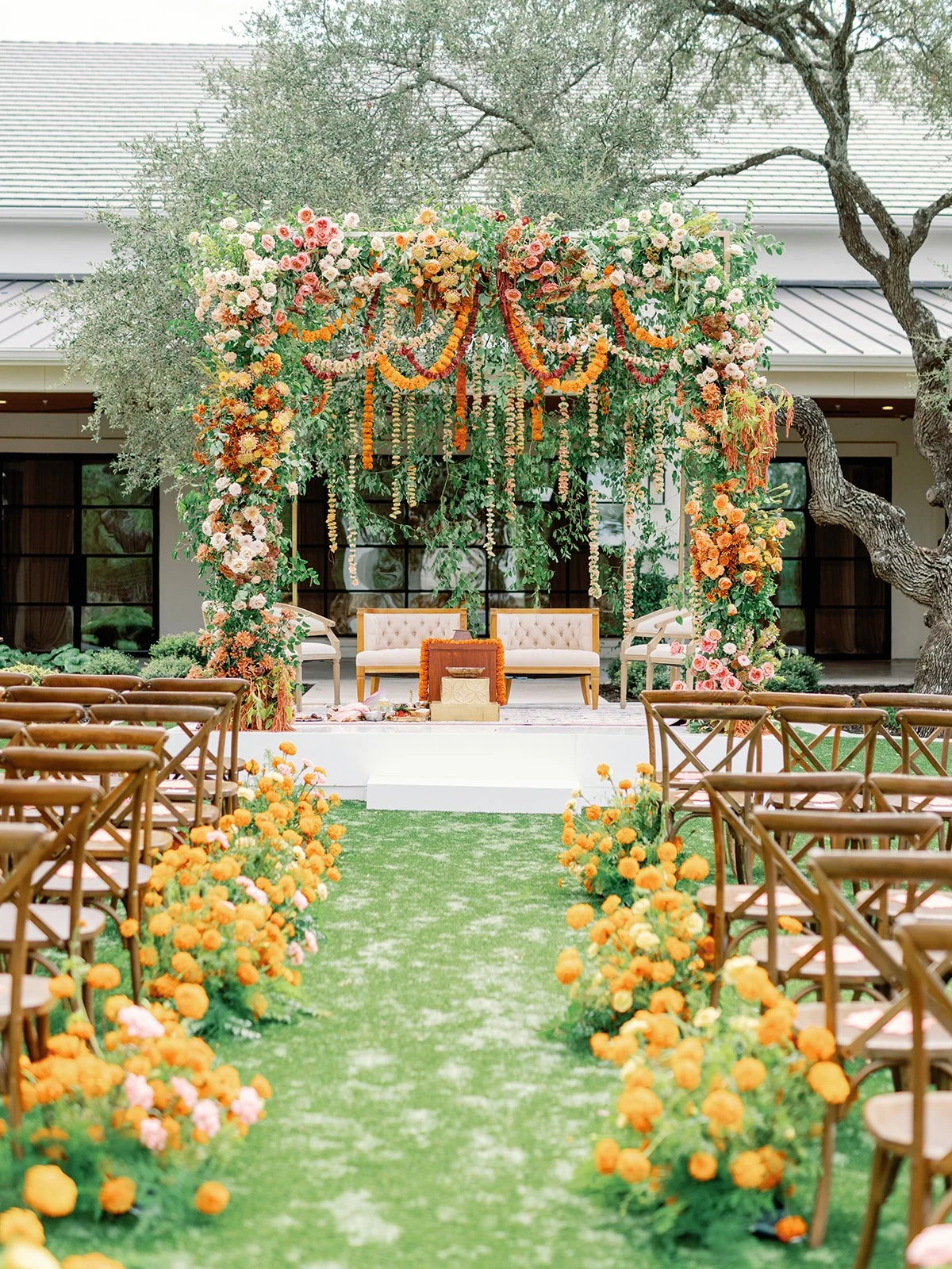 TrishlaandVP_Austin_Texas_IndianFusion_Wedding_Arlo95.jpg