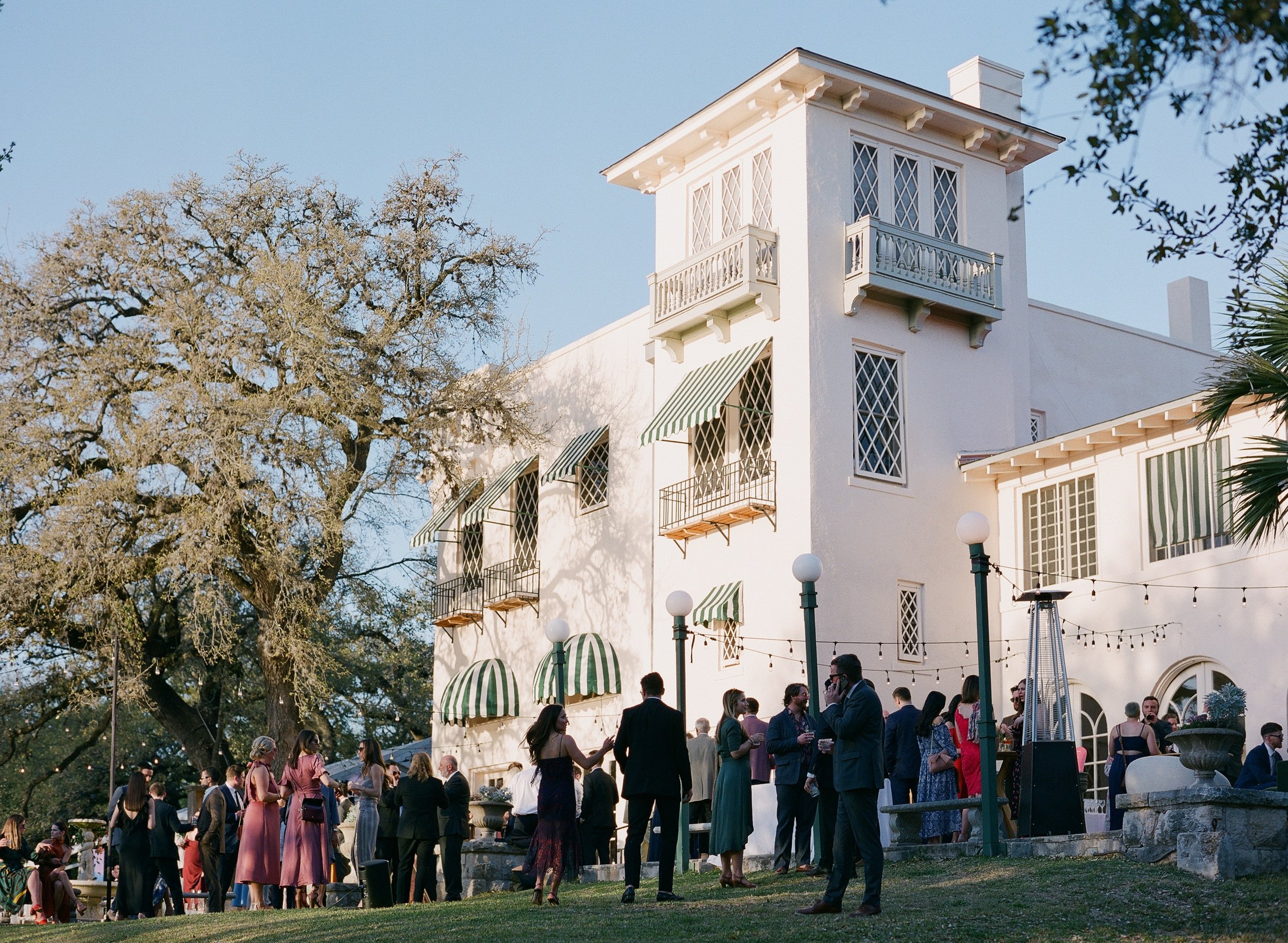 H&J_LagunaGloria_Austin_Spring_Wedding_Music02.jpg