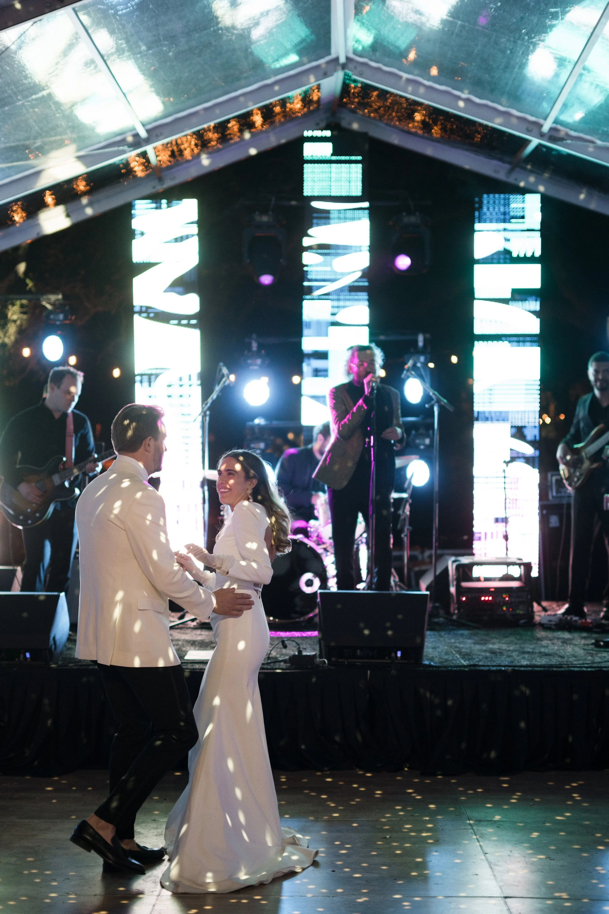 H&J_LagunaGloria_Austin_Spring_Wedding_Music08.jpg