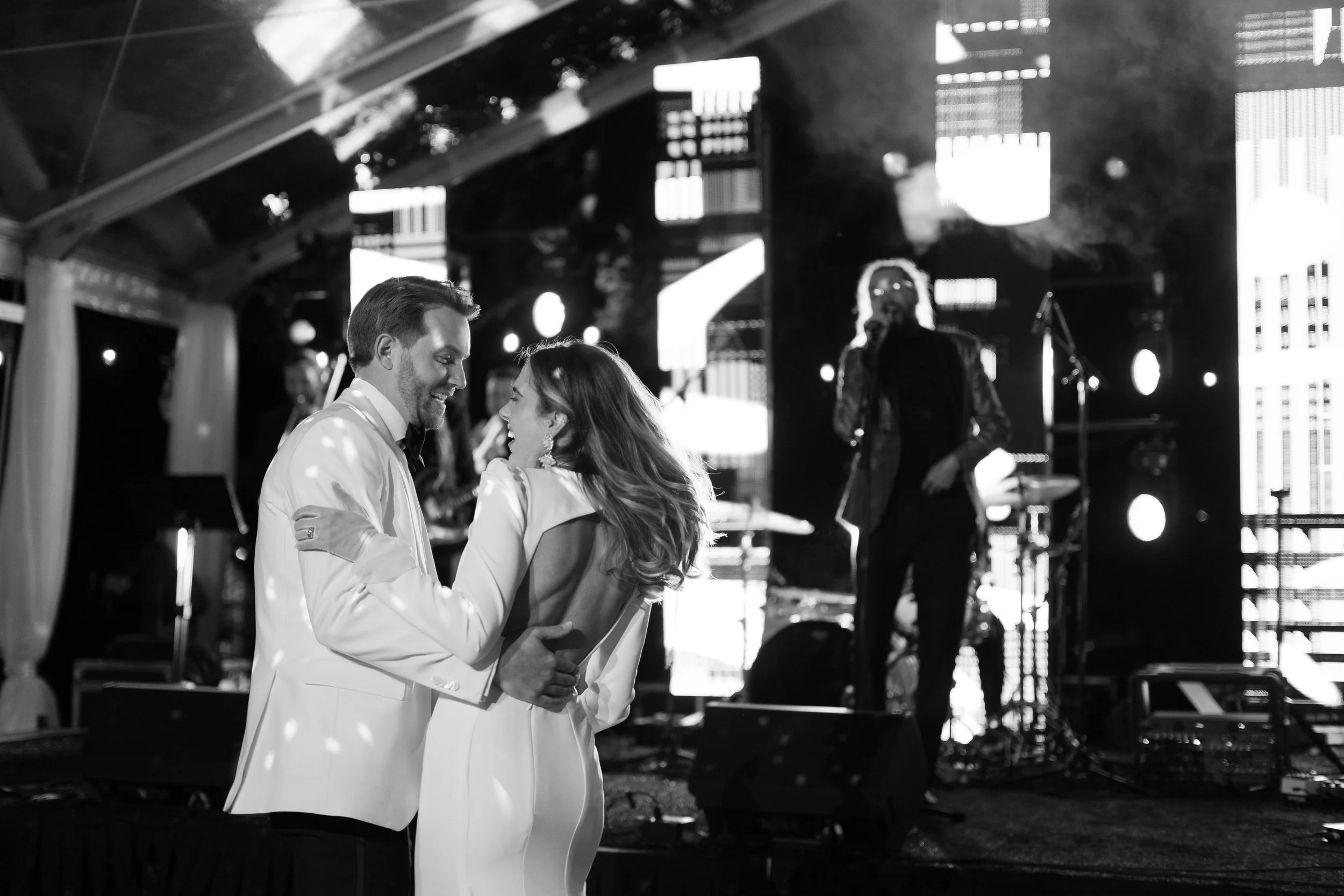 H&J_LagunaGloria_Austin_Spring_Wedding_Music09.jpg