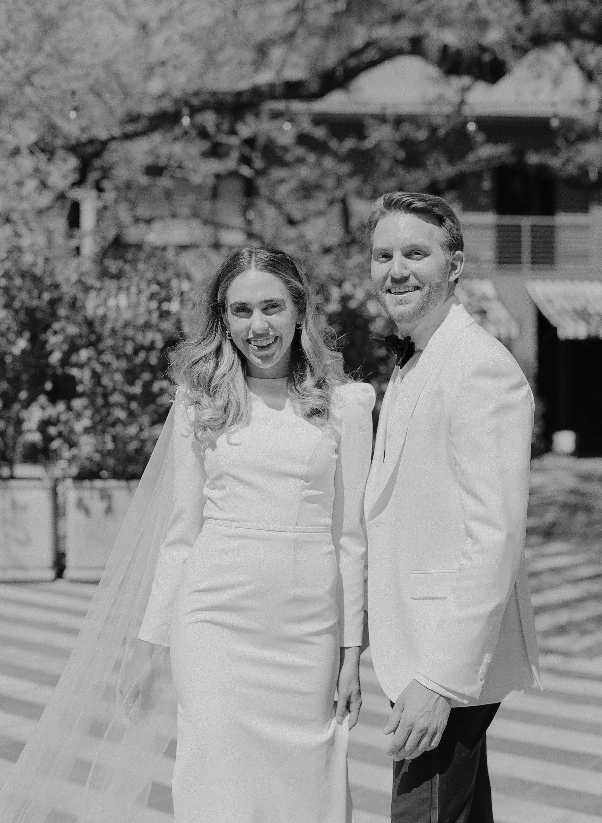 H&J_LagunaGloria_Austin_Spring_Wedding_Music14.jpg