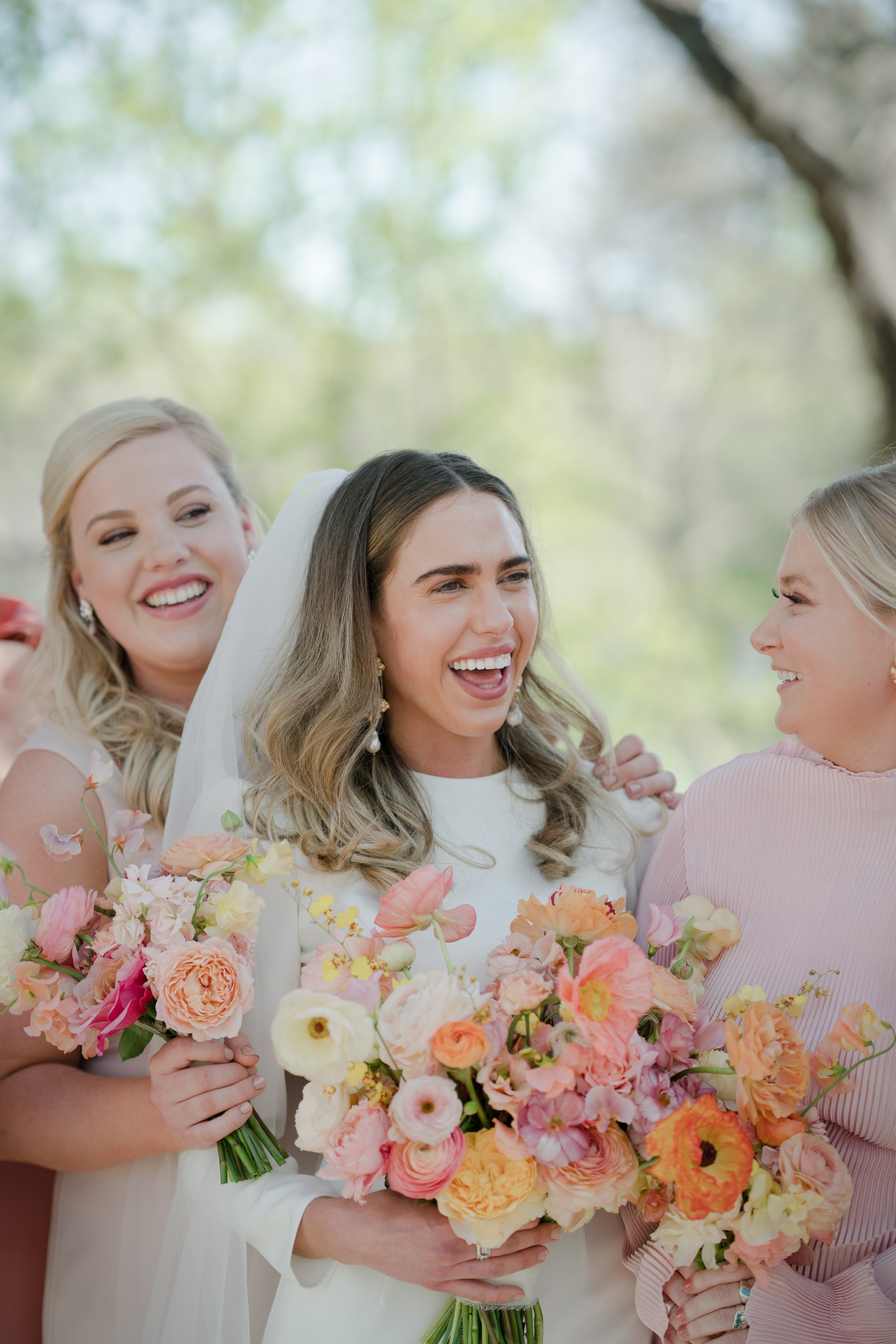 H&J_LagunaGloria_Austin_Spring_Wedding_Music16.jpg