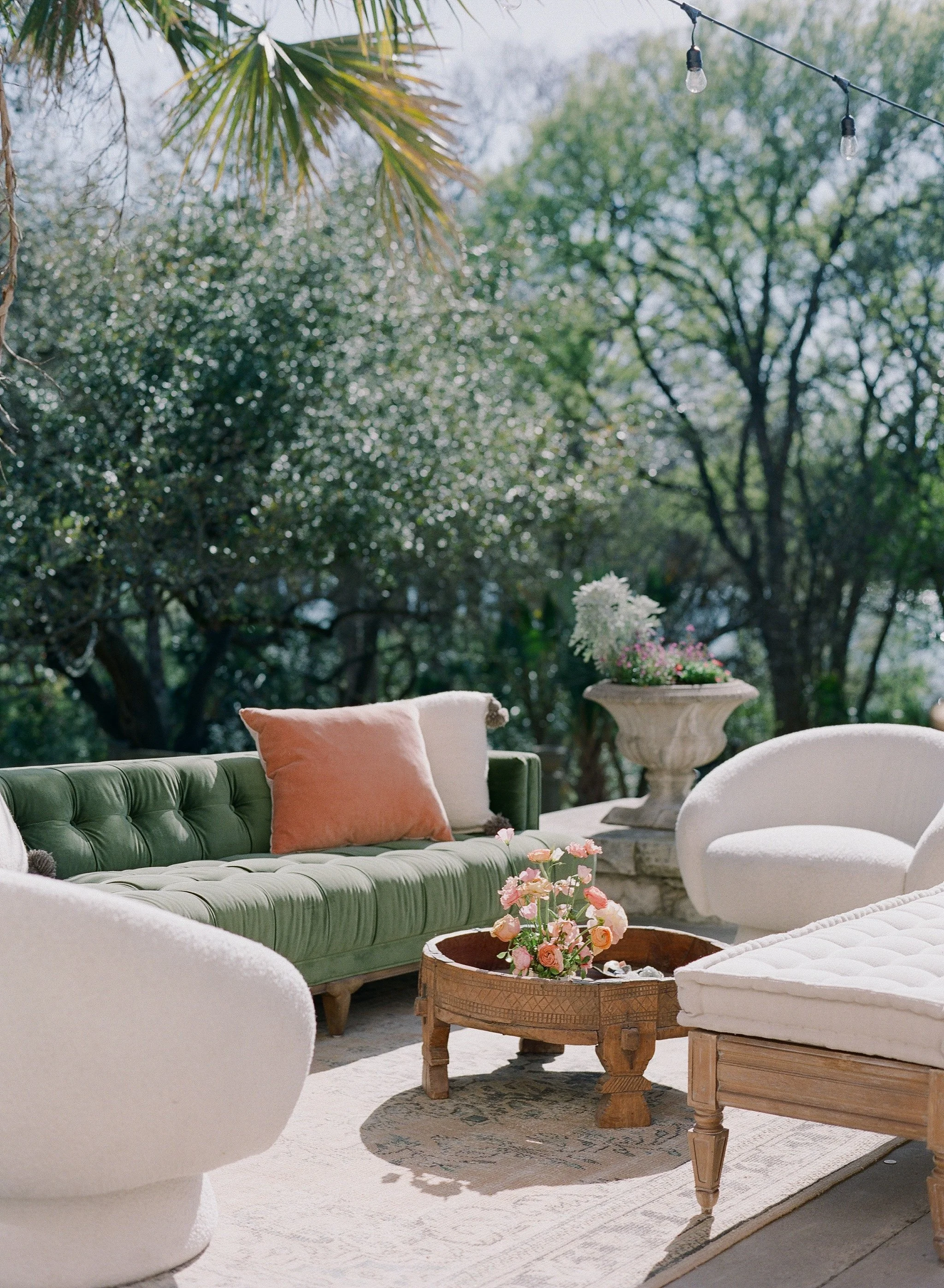 H&J_LagunaGloria_Austin_Spring_Wedding_Music27.jpg
