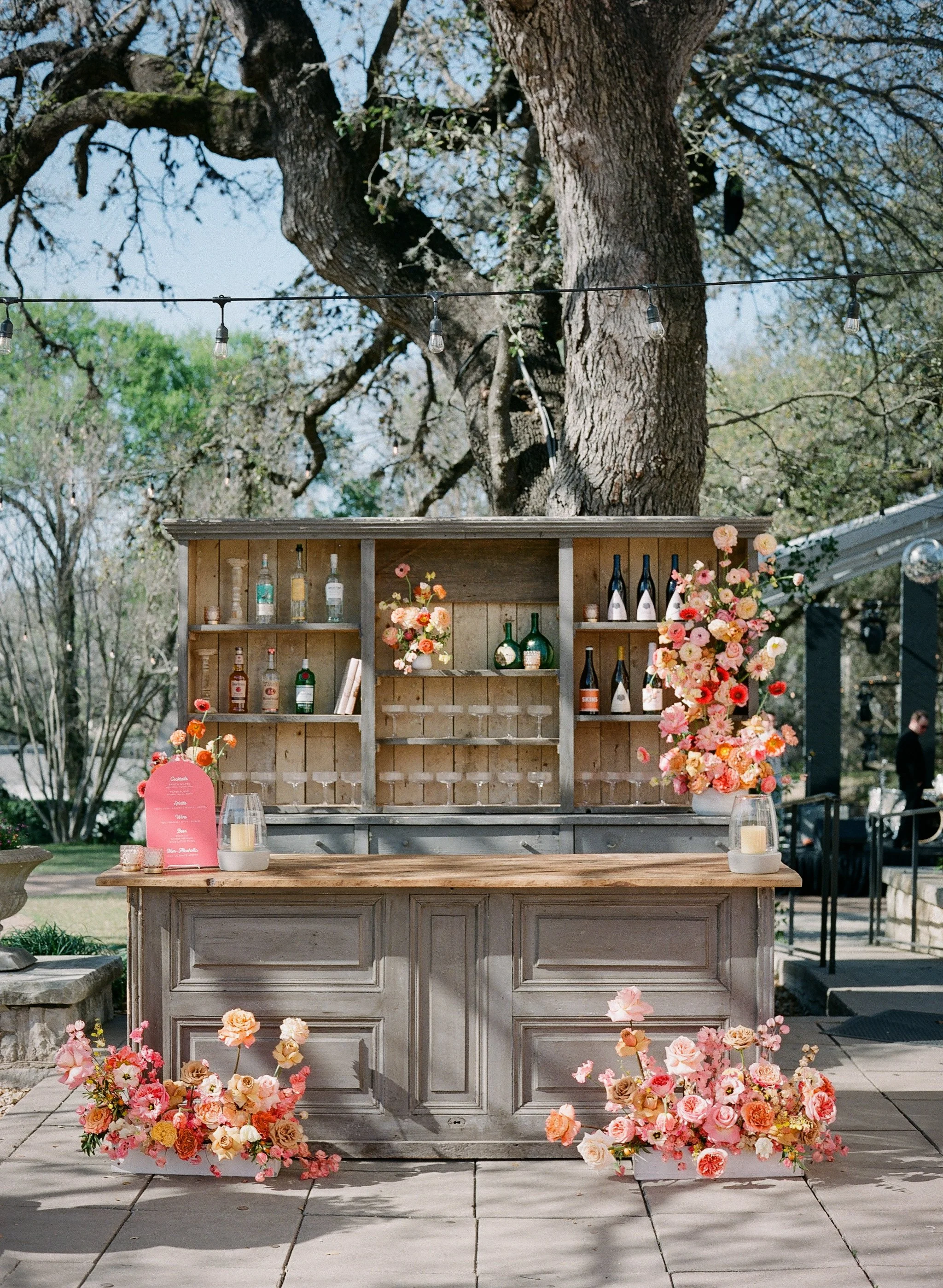 H&J_LagunaGloria_Austin_Spring_Wedding_Music97.jpg