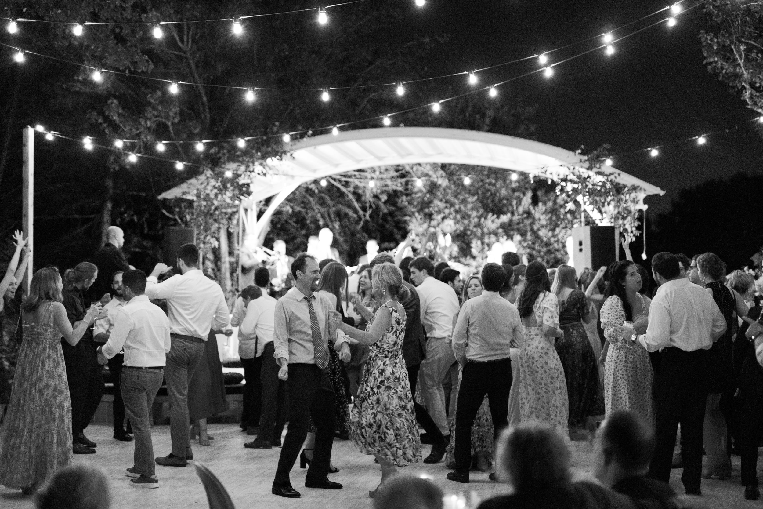 SandAAustin_Texas_PrivateEstate_Spring_Wedding_ItalianVilla71.jpg