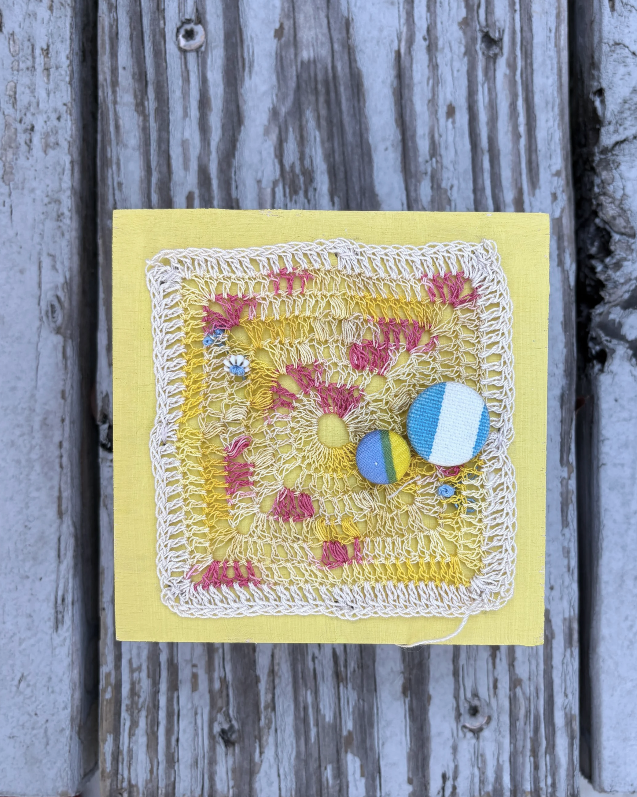 Mini Square, Acacia